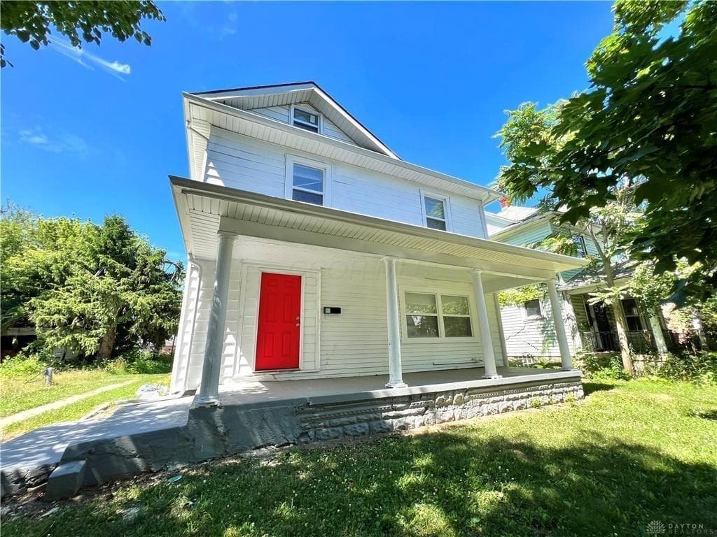 49 Pointview Avenue — photo 1 of 1