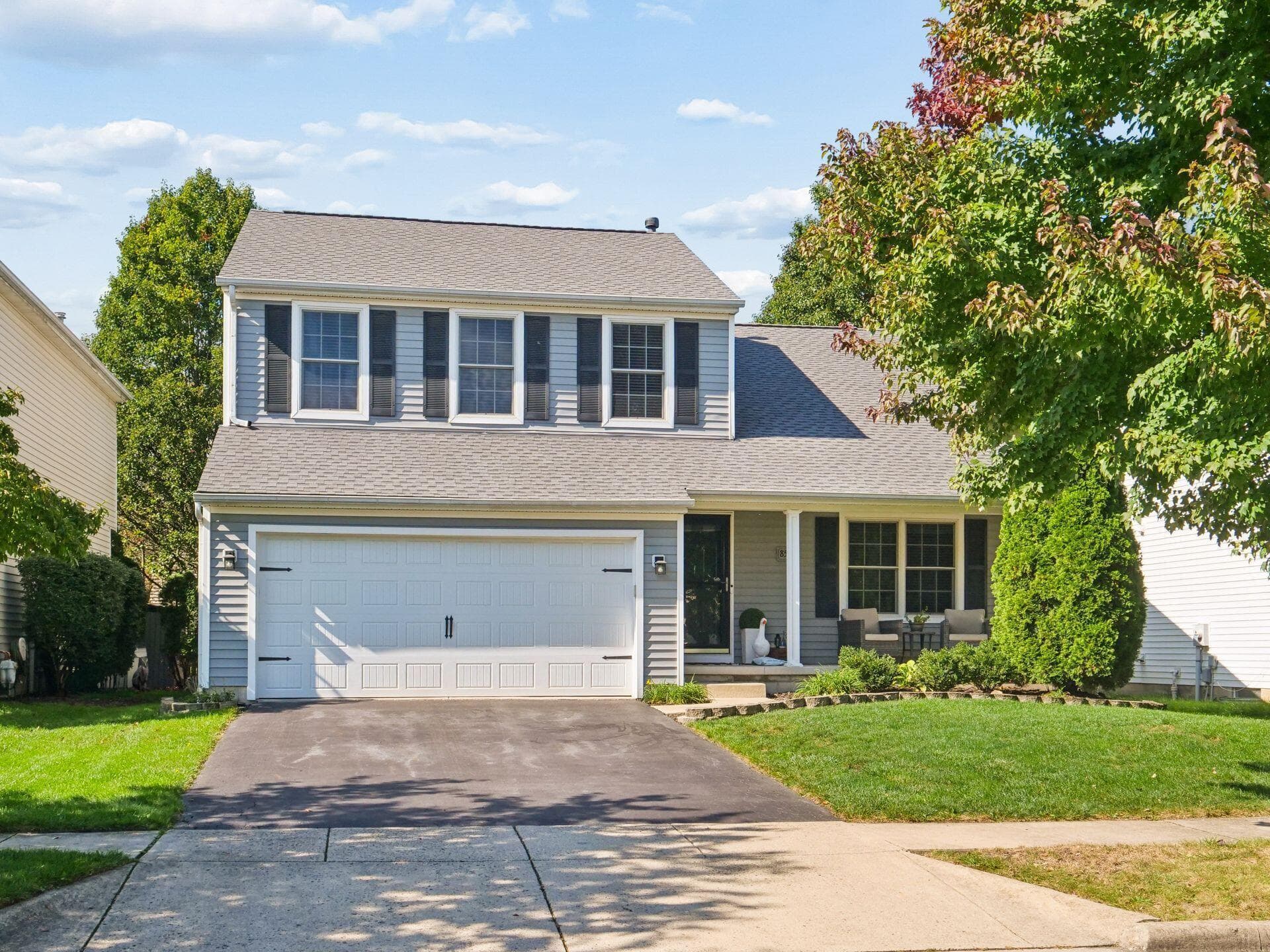 8559 Clover Glade Drive — photo 1 of 10