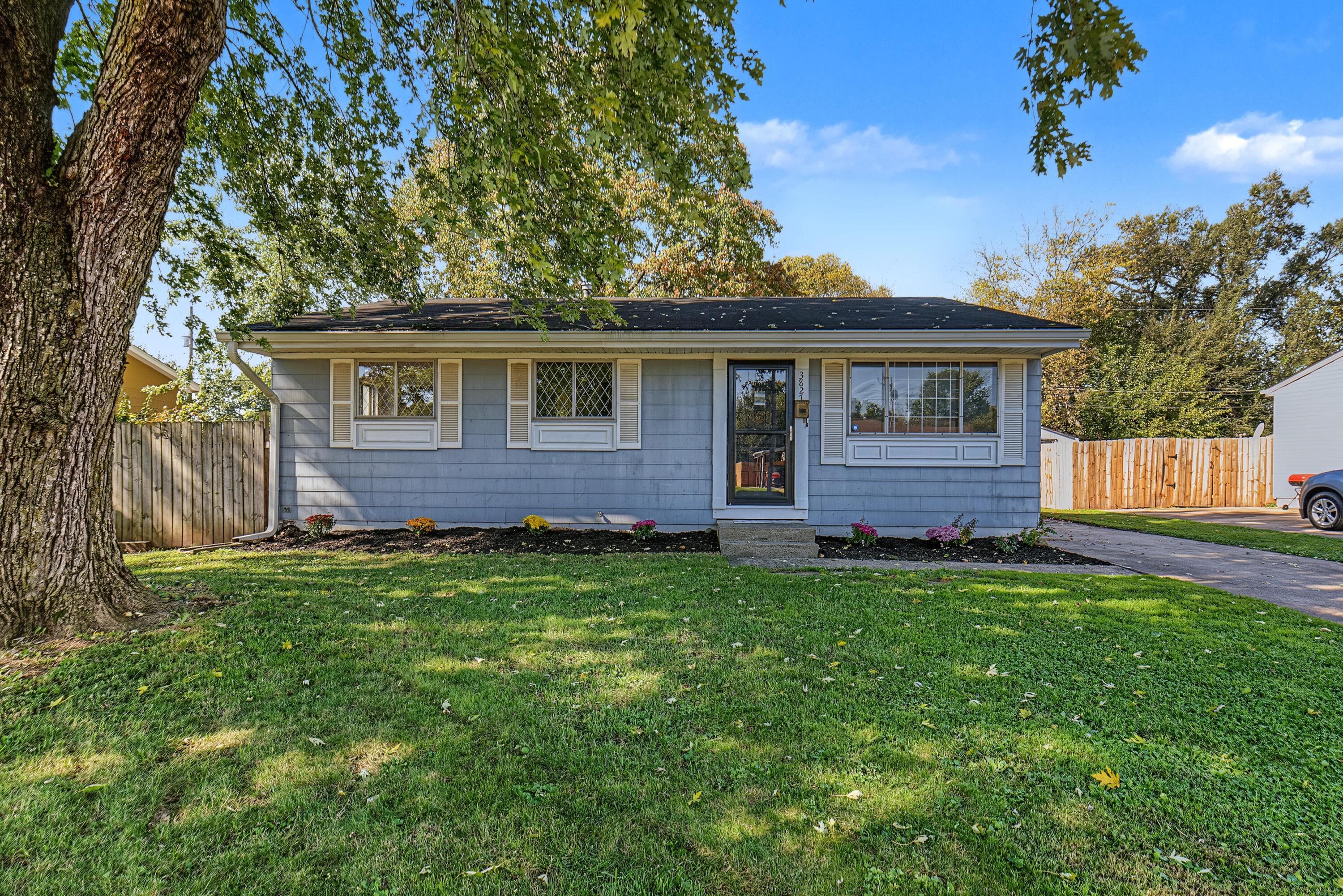 3827 Wade Road
