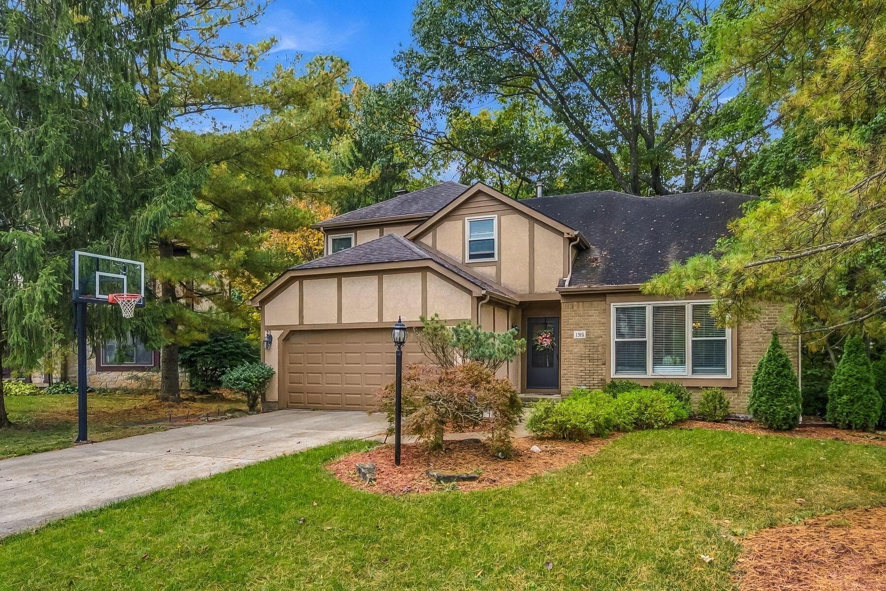 1519 Eastmeadow Place