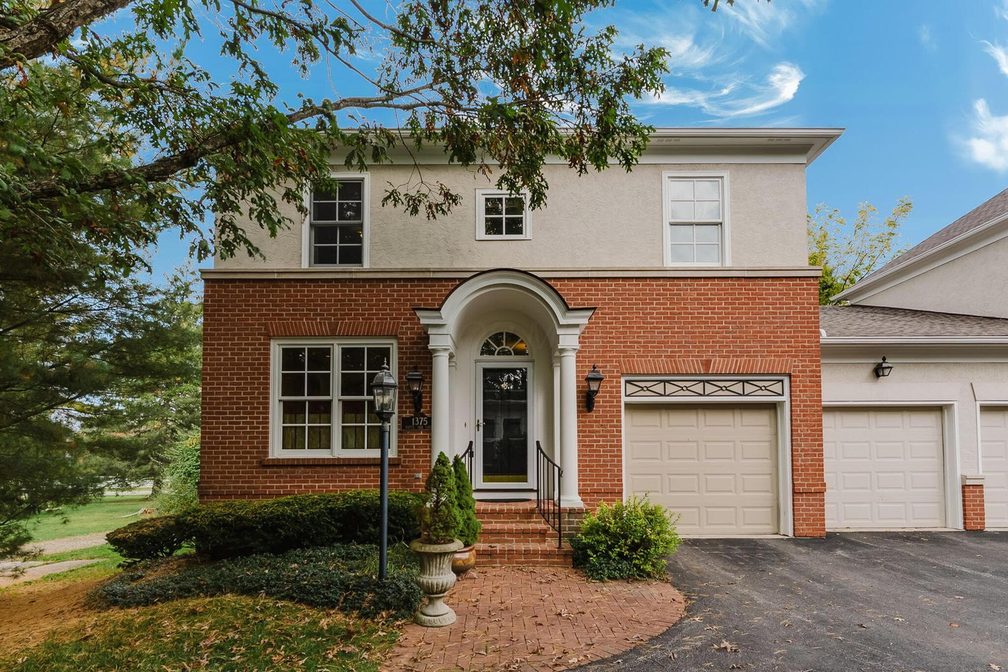 1375 White Oak Lane