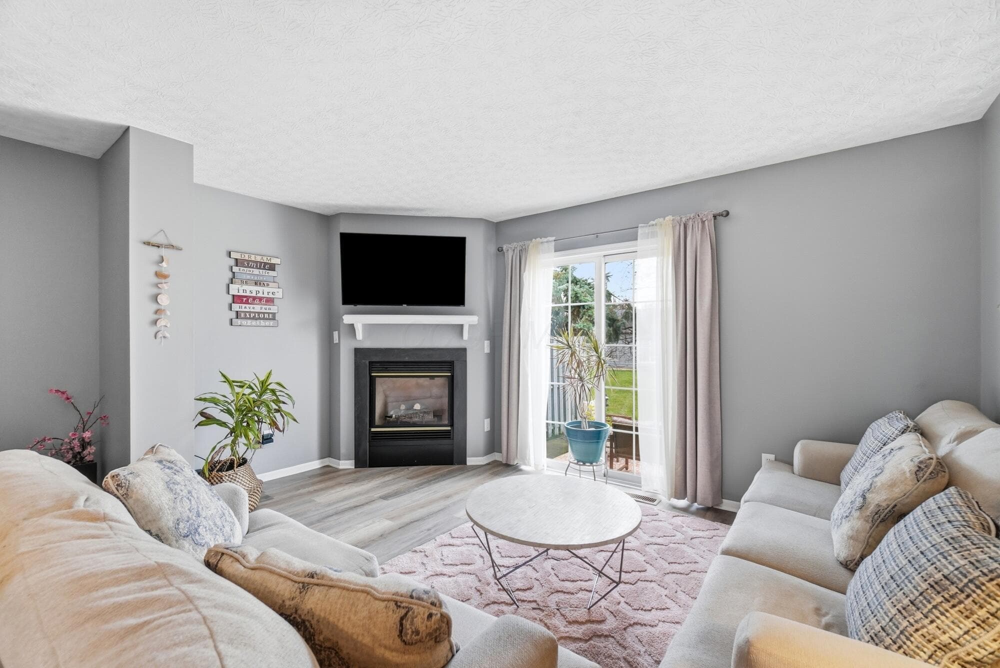 747 Parkgrove Way