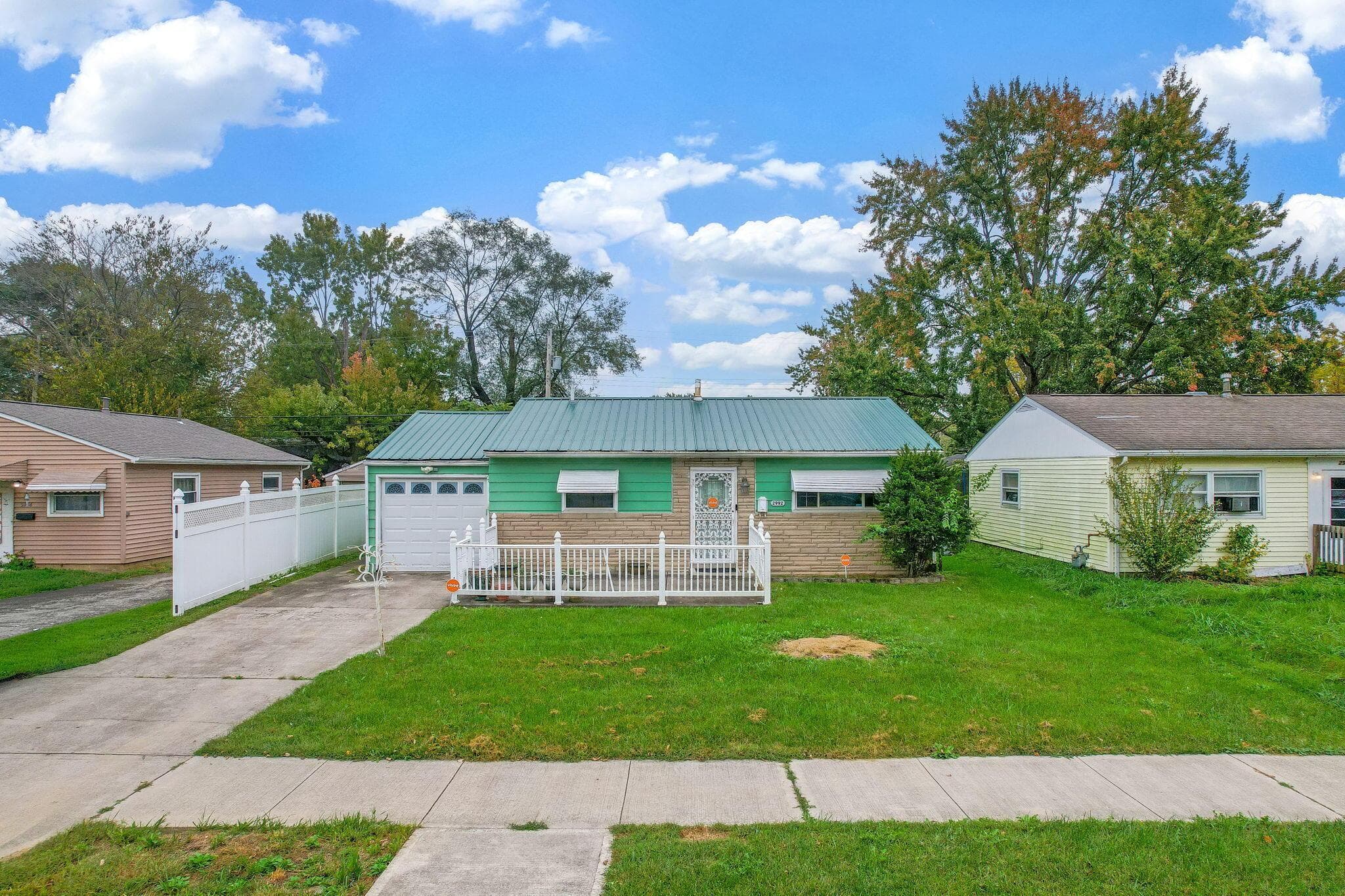 2992 Fairwood Avenue