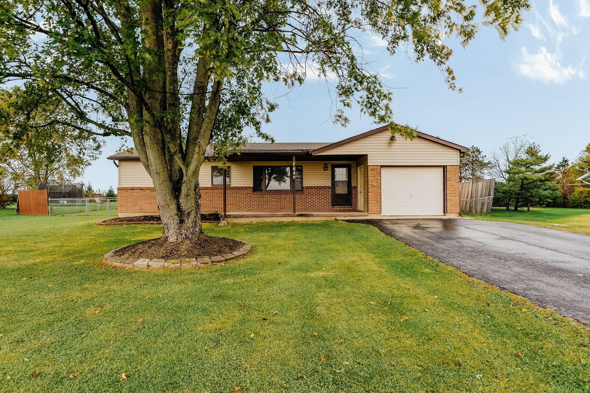 7649 White Oak Road