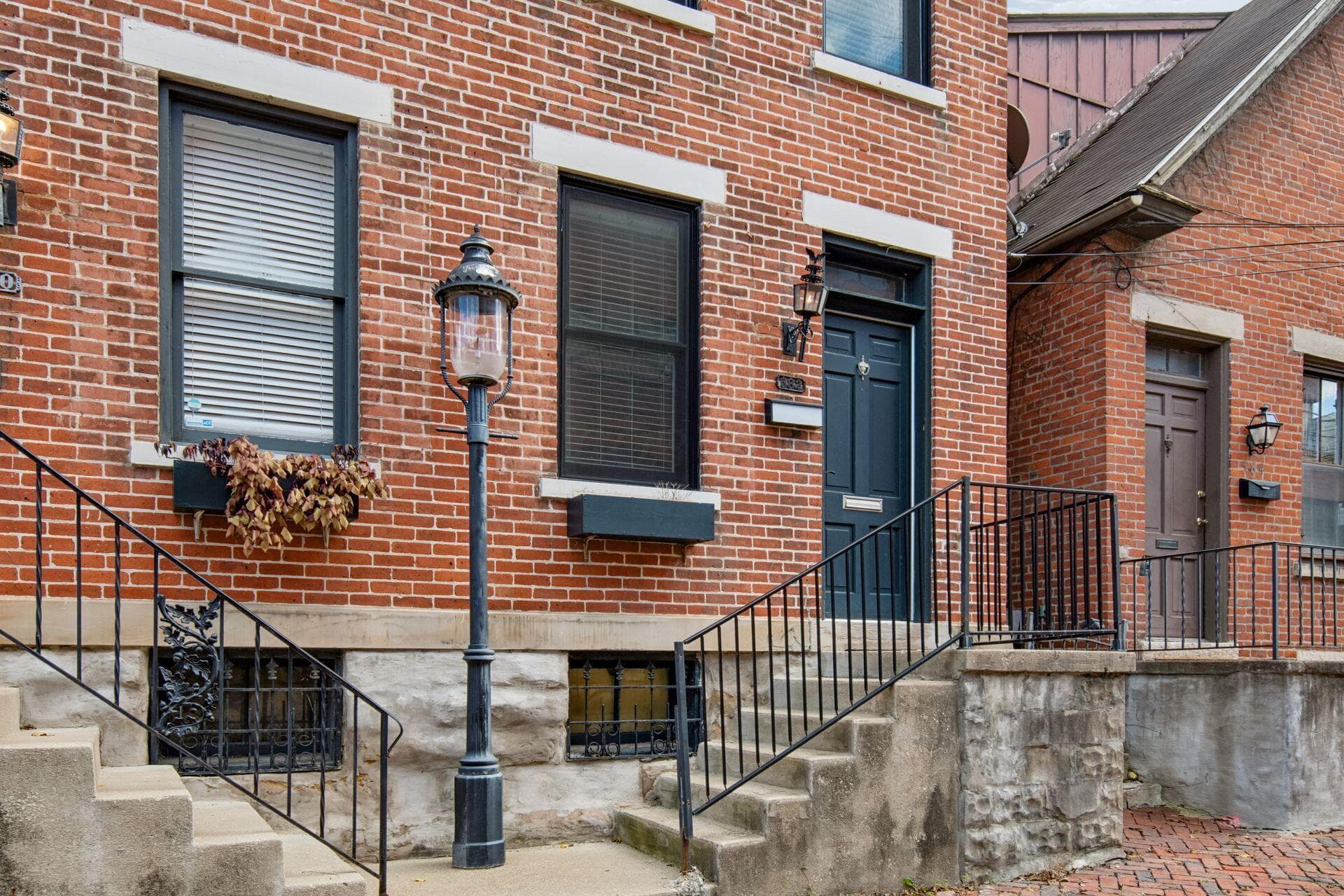582 Pearl Street — photo 1 of 22