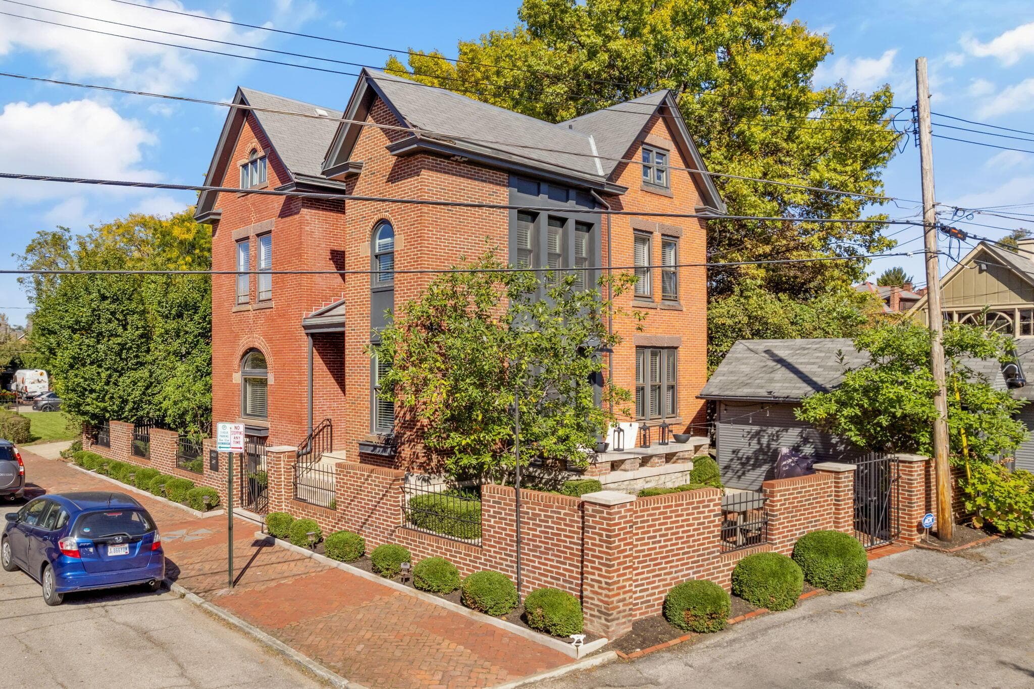 702 6th Street