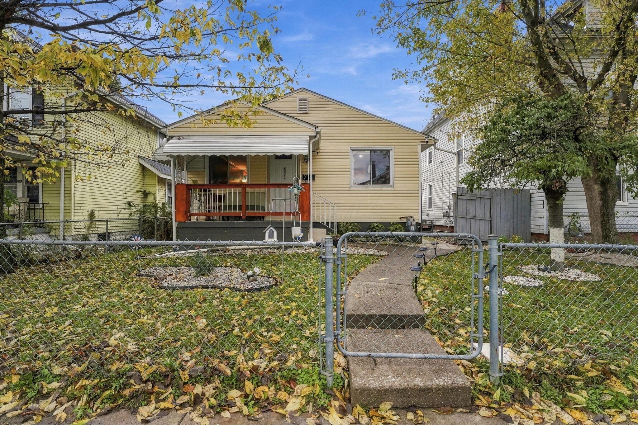 1572 Myrtle Avenue — photo 1 of 36