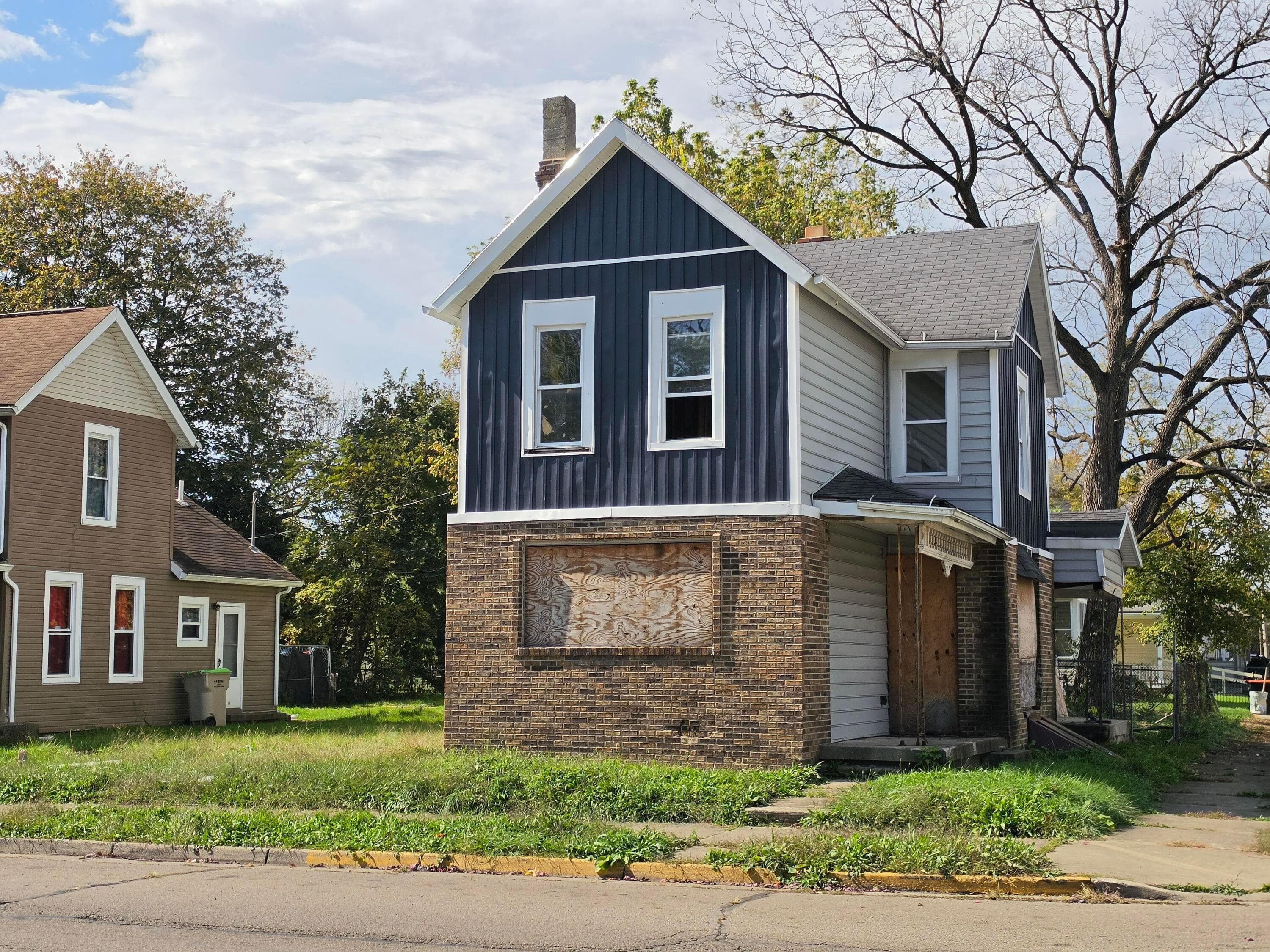 1001 Clifton Avenue