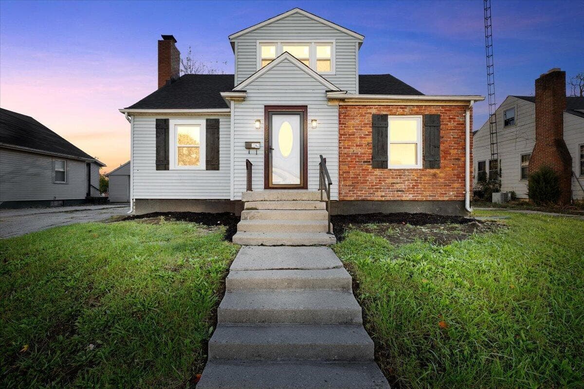 816 Homestead Avenue — photo 1 of 49