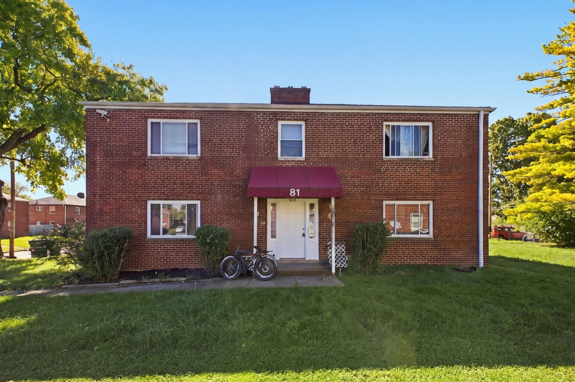 81 Hampton Road