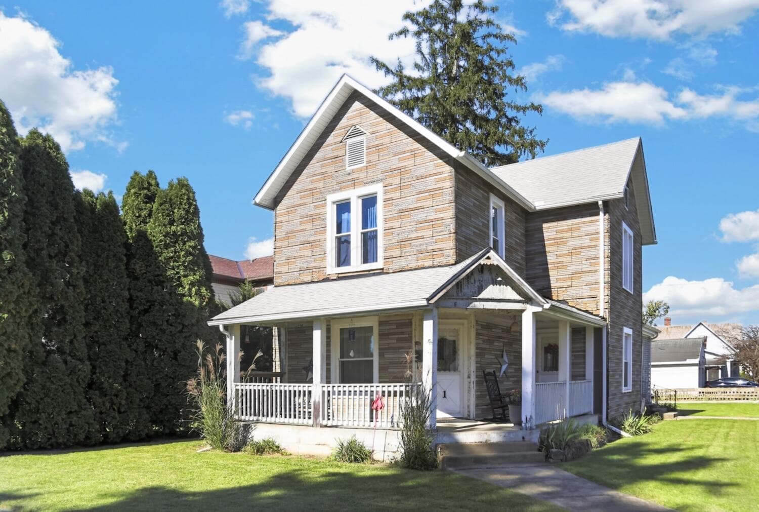 1 Ridgewood Avenue