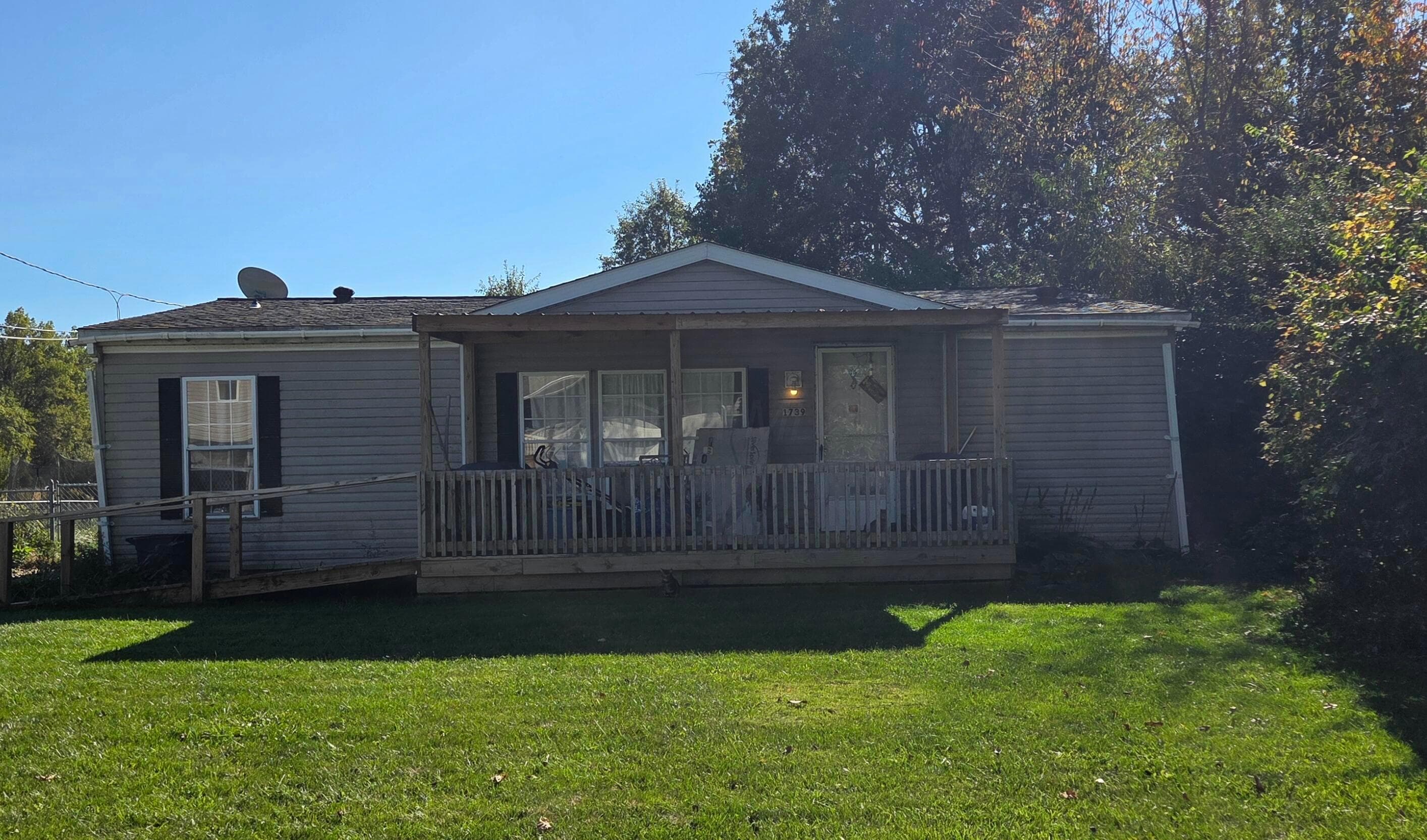 1739 Harris Drive