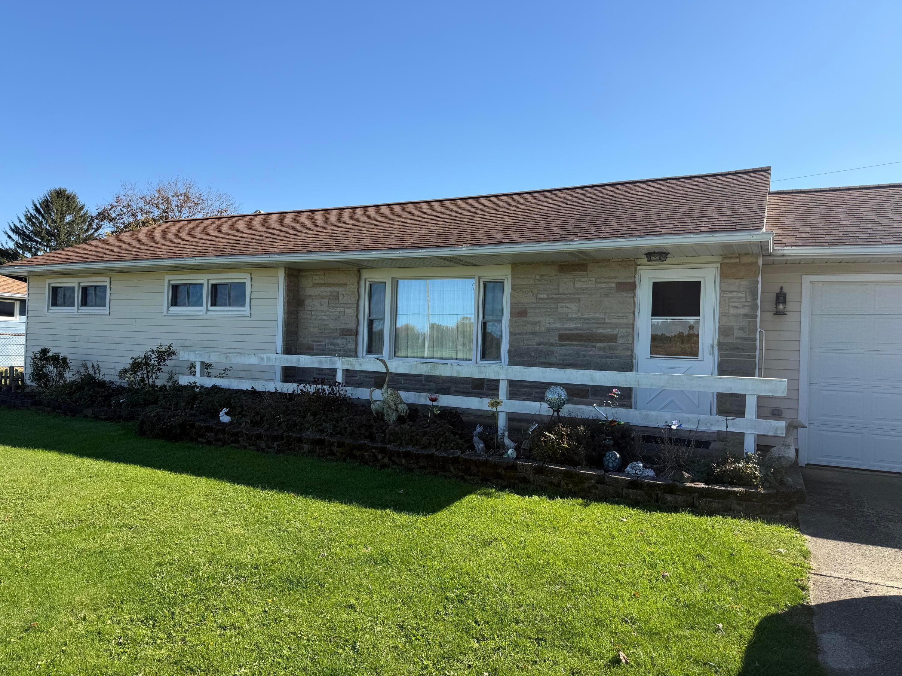 2303 Stetzer Road