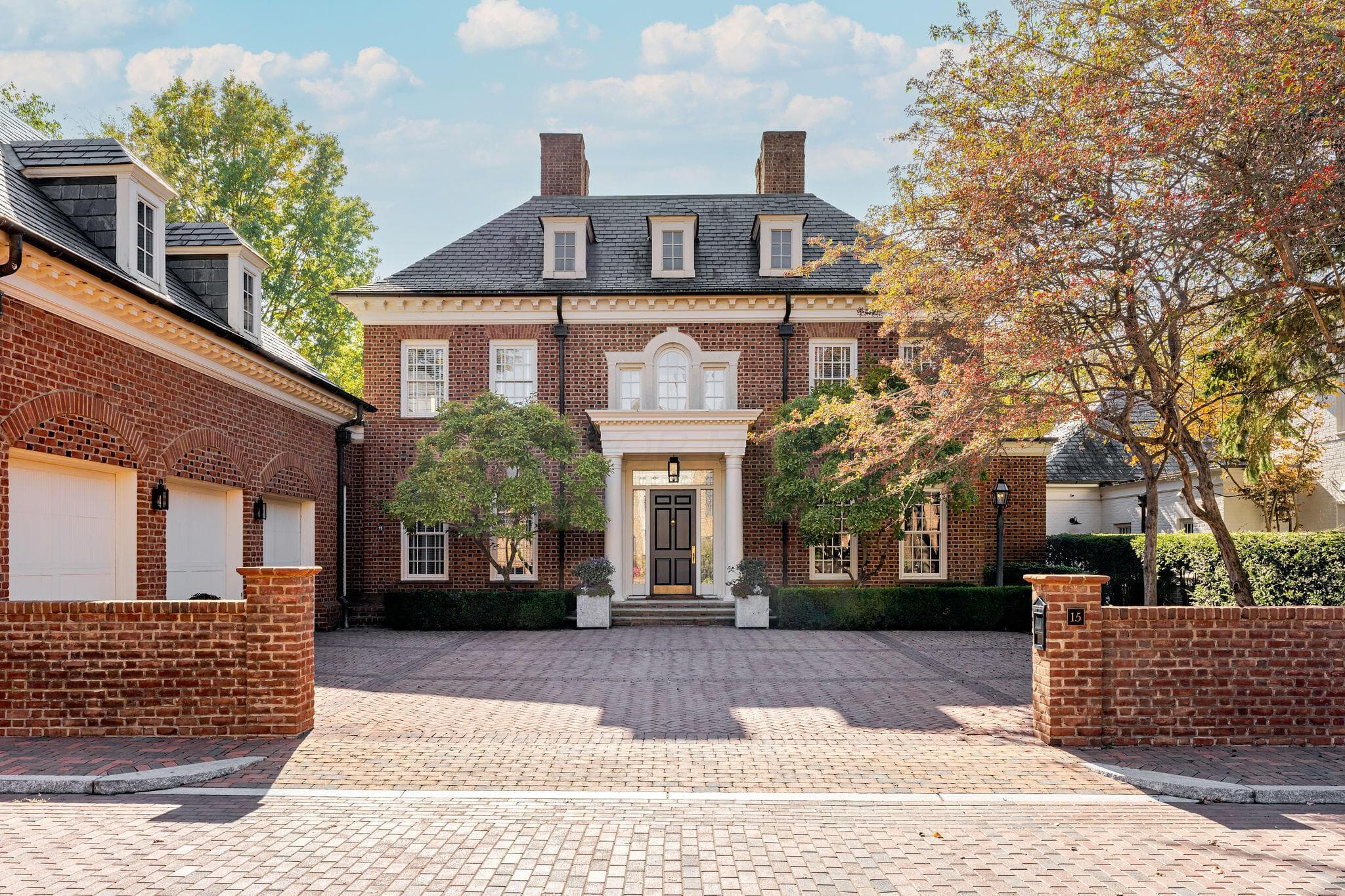 15 Edge Of Woods Road