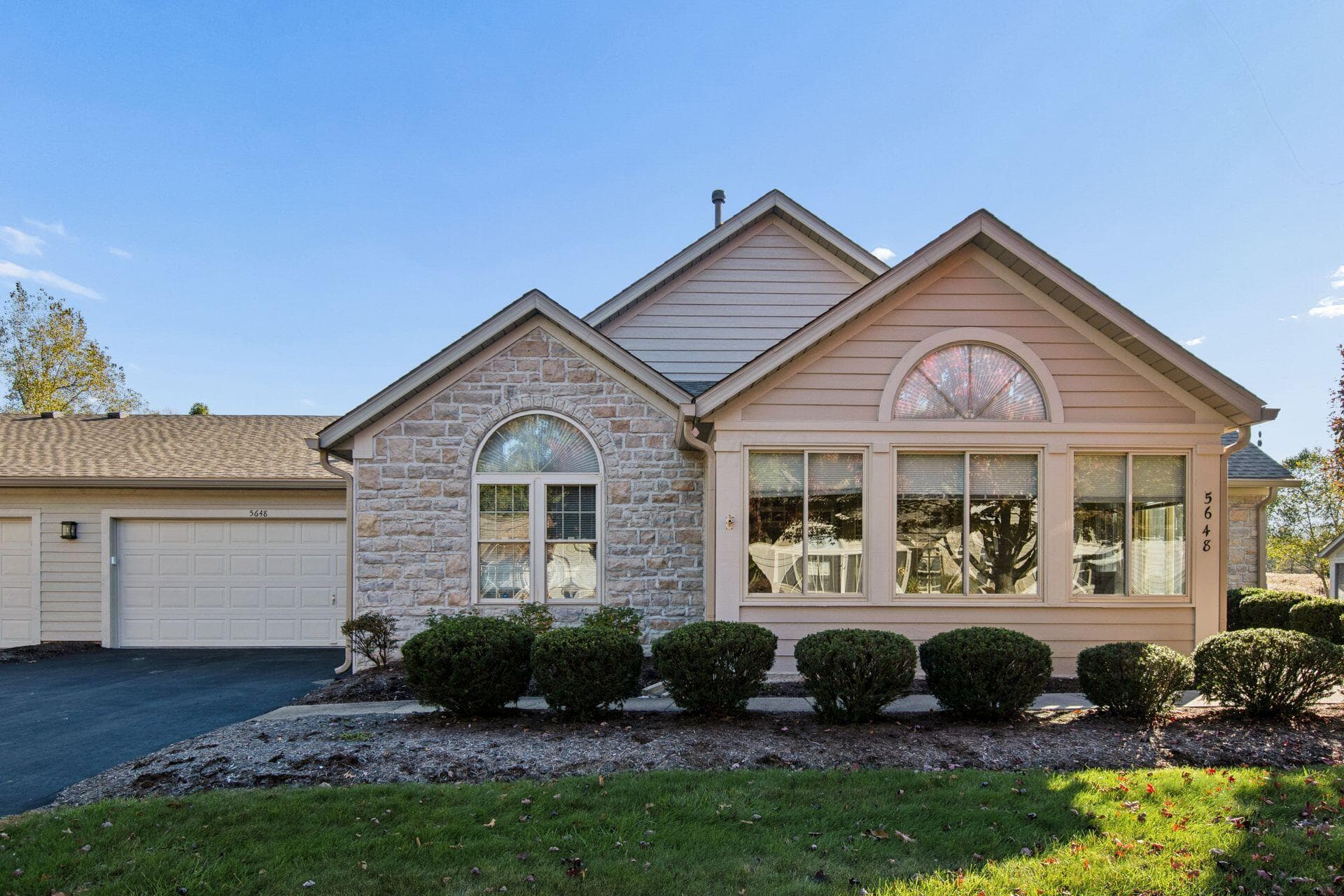 5648 Meadowood Lane