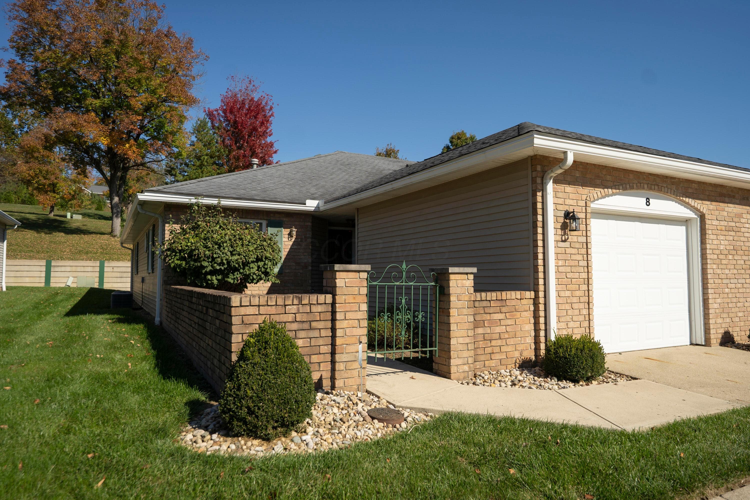 8 Susan Drive