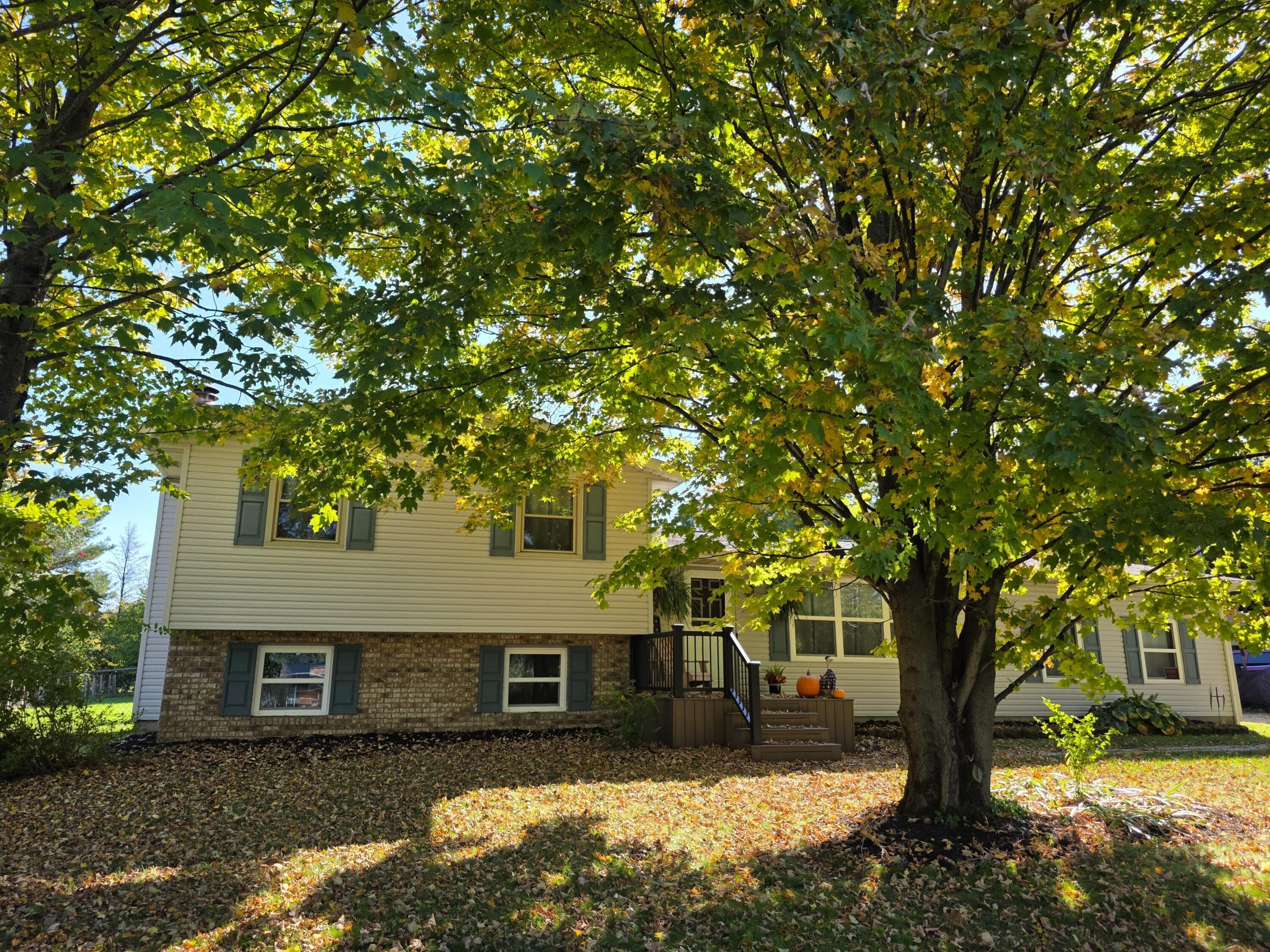 6105 Houseman Road — photo 1 of 32