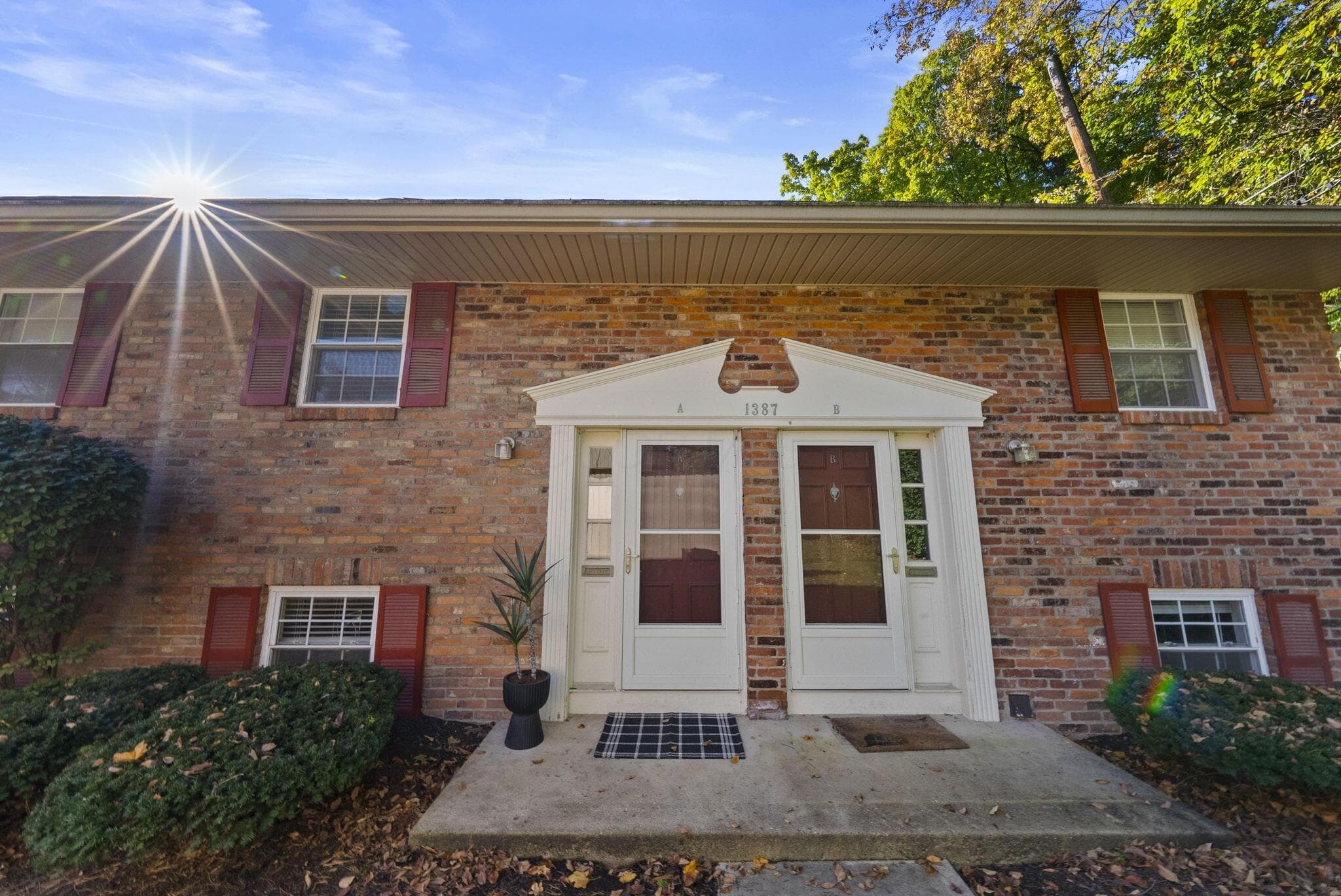 1387 Bluff Avenue