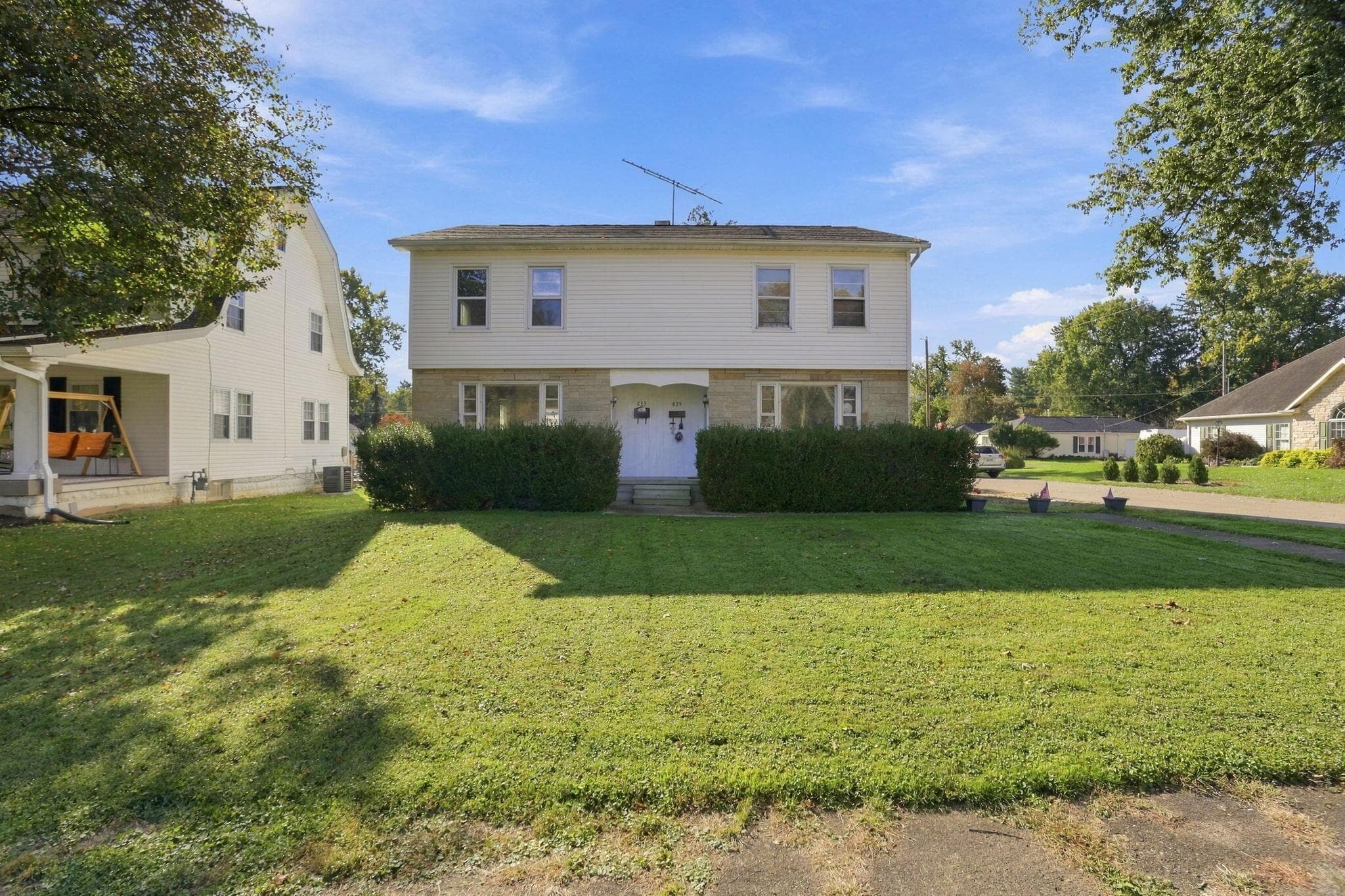 833-835 Granville Road — photo 1 of 59