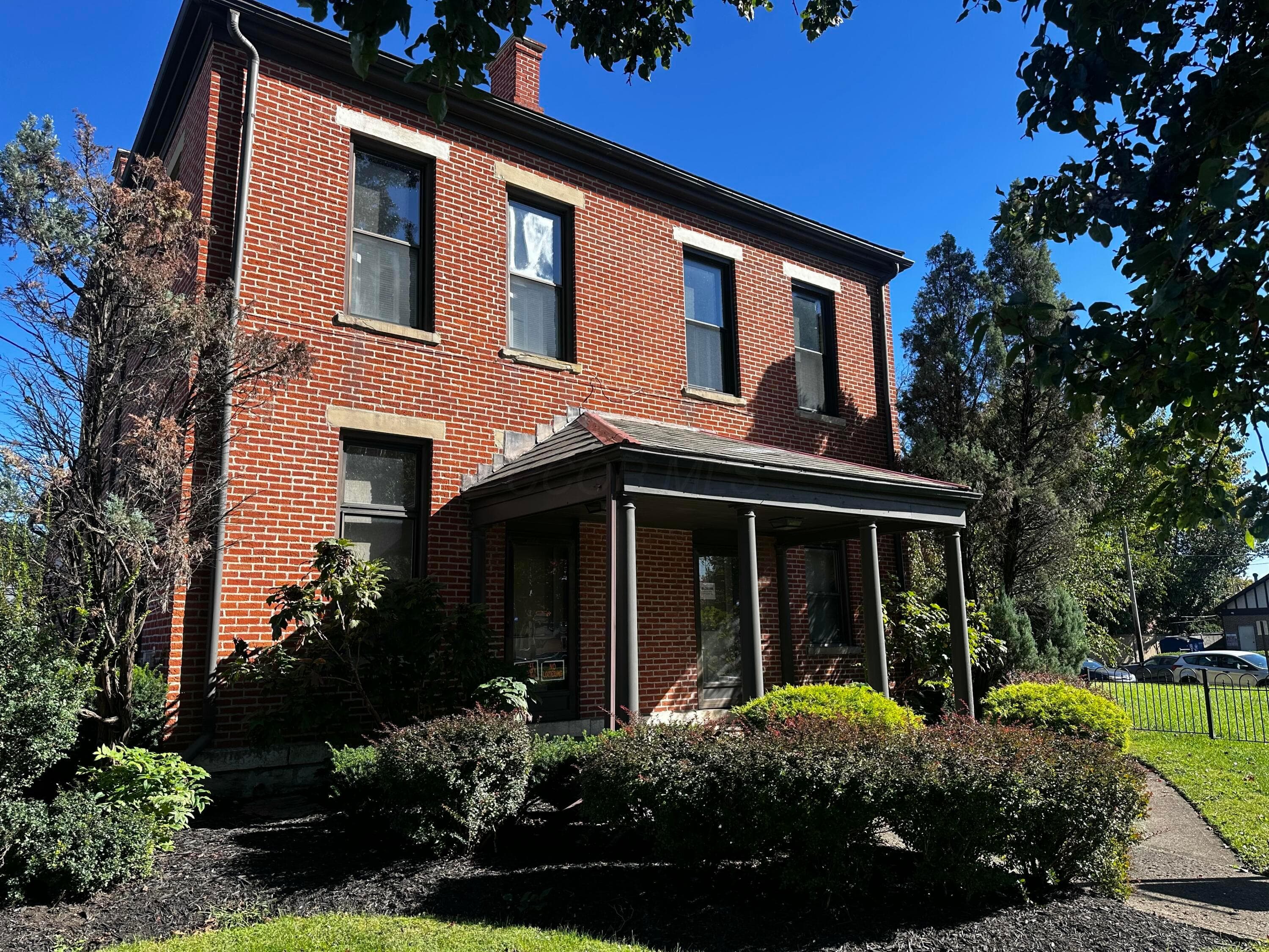 1016 High Street