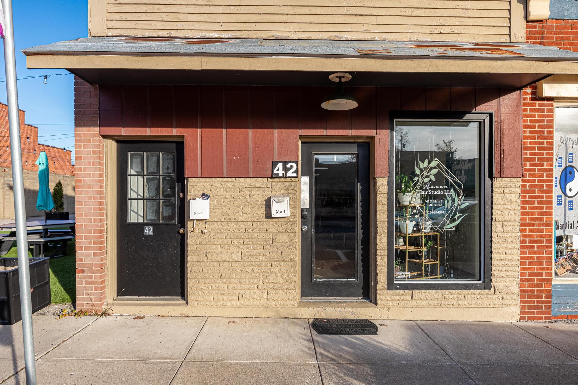 42 Main Street — photo 1 of 11