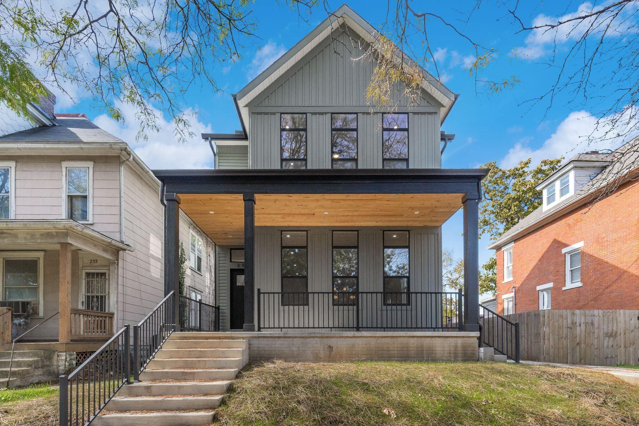 257 Monroe Avenue