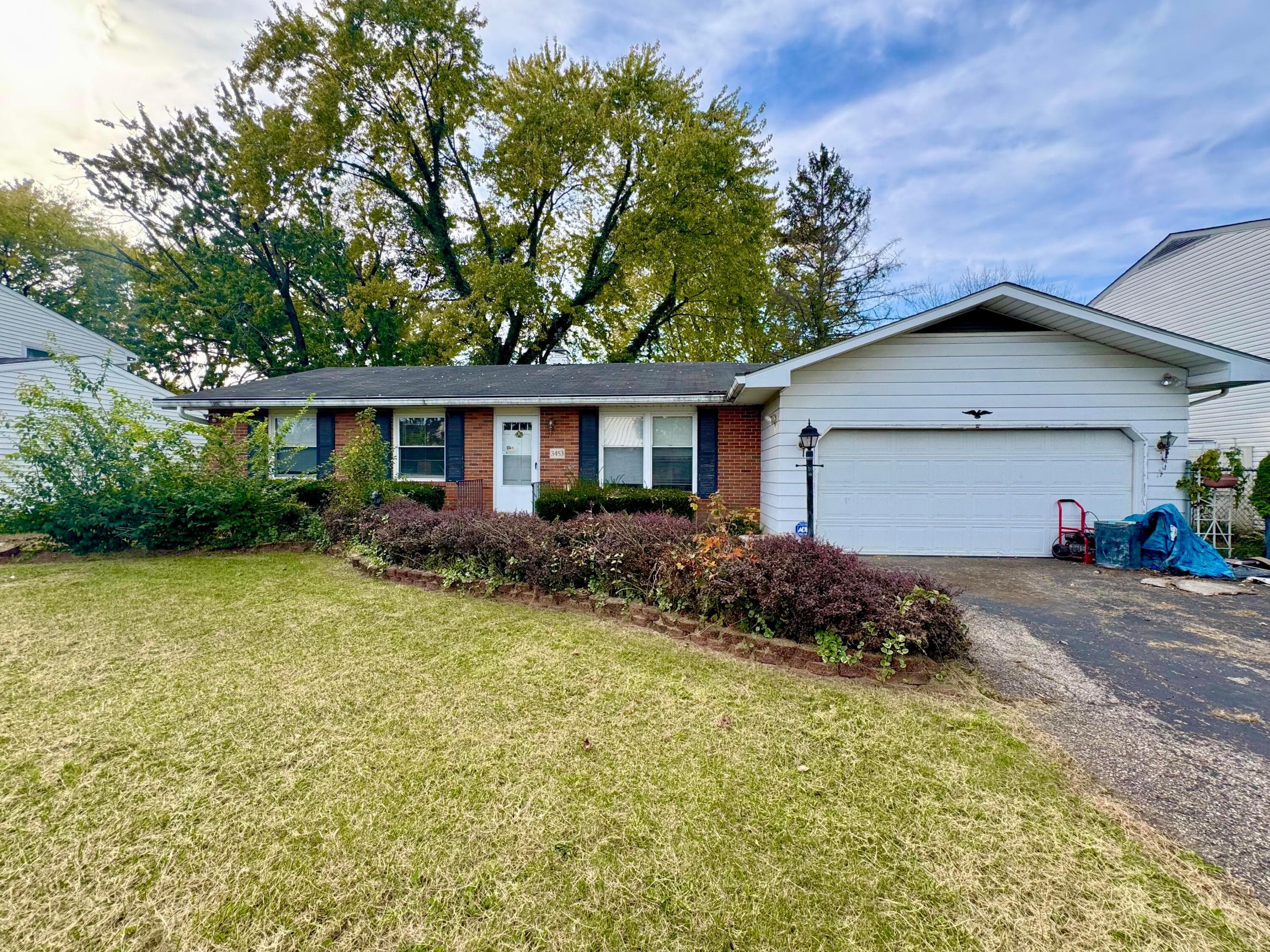 3453 Hoover Road