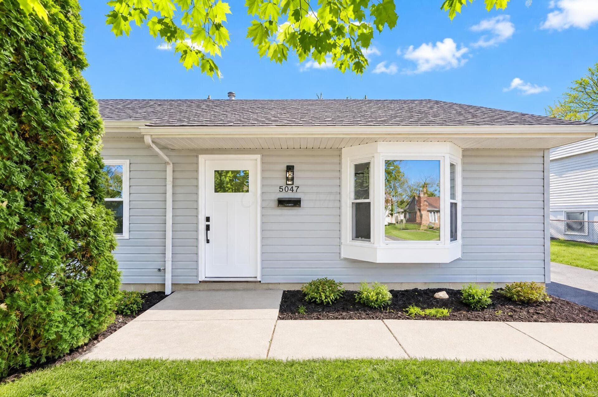 5047 Drivemere Road