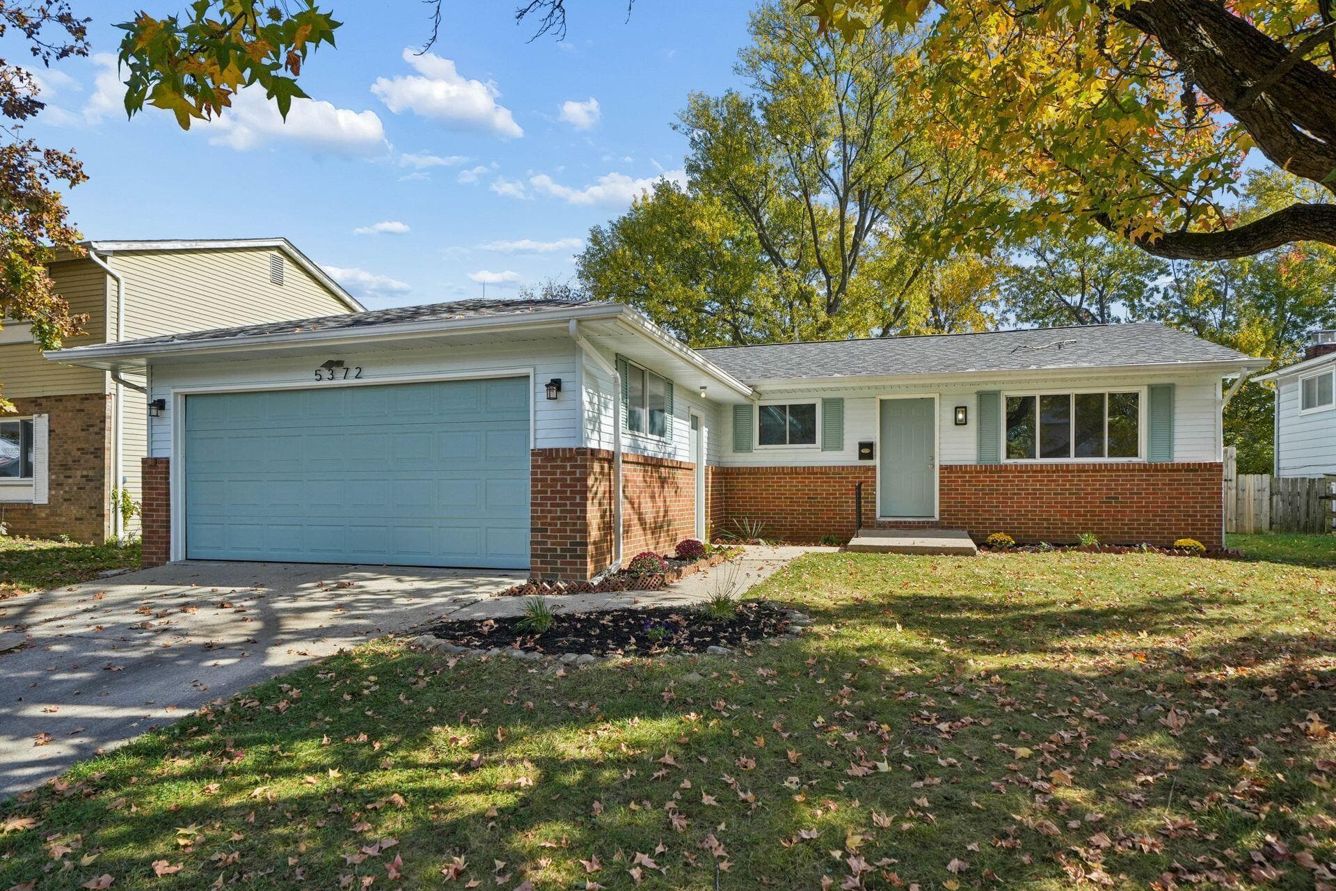 5372 Ivywood Lane