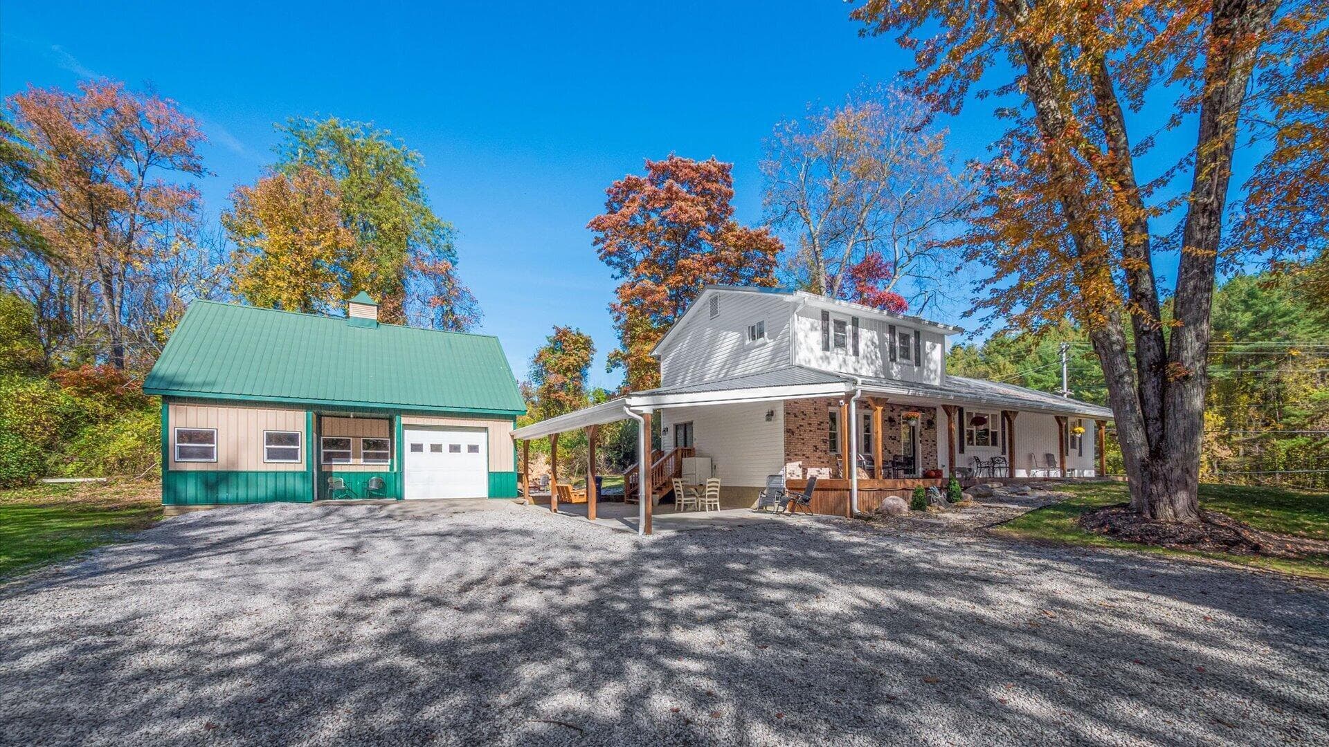 11184 Jacksontown Road