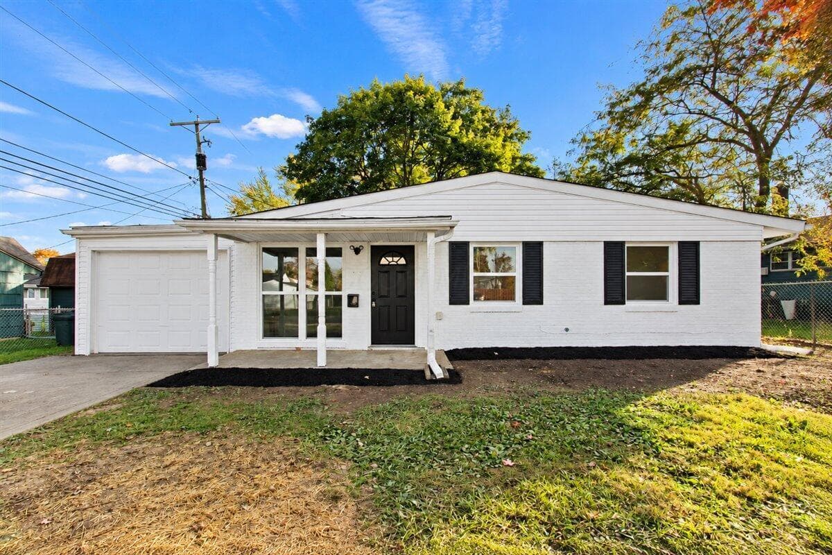 3015 Wendy Lane