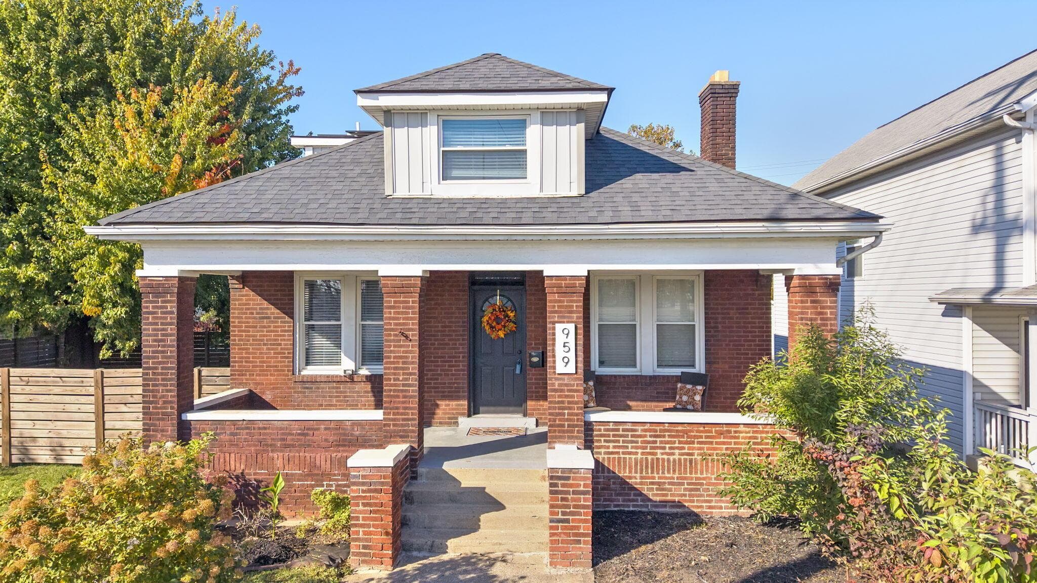 959 Saint Clair Avenue