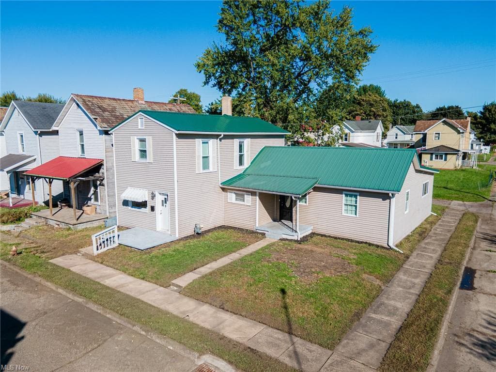 1152 Adams Street — photo 1 of 15
