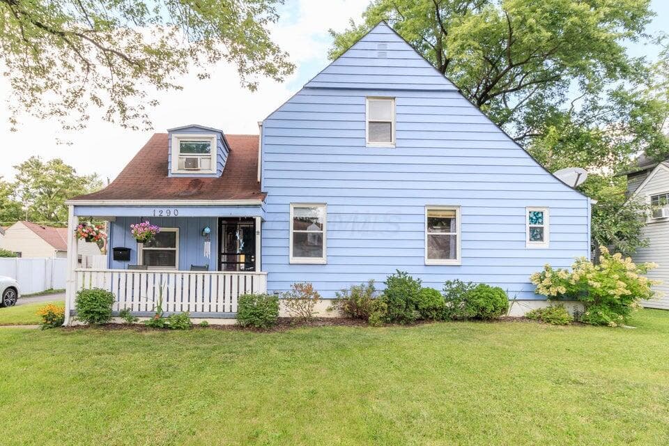 1290 Weber Road — photo 1 of 3