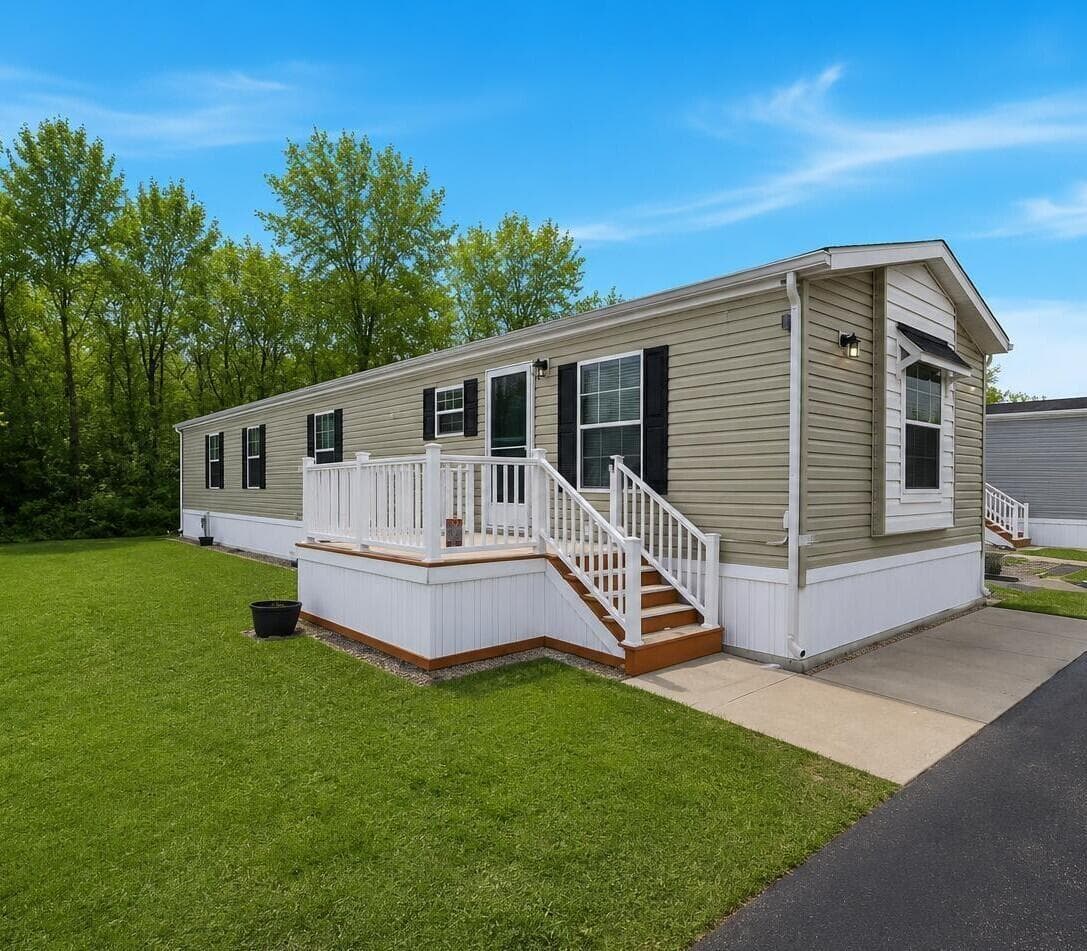 289 Redwood Drive — photo 1 of 38