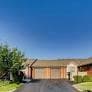 1190 Creekview