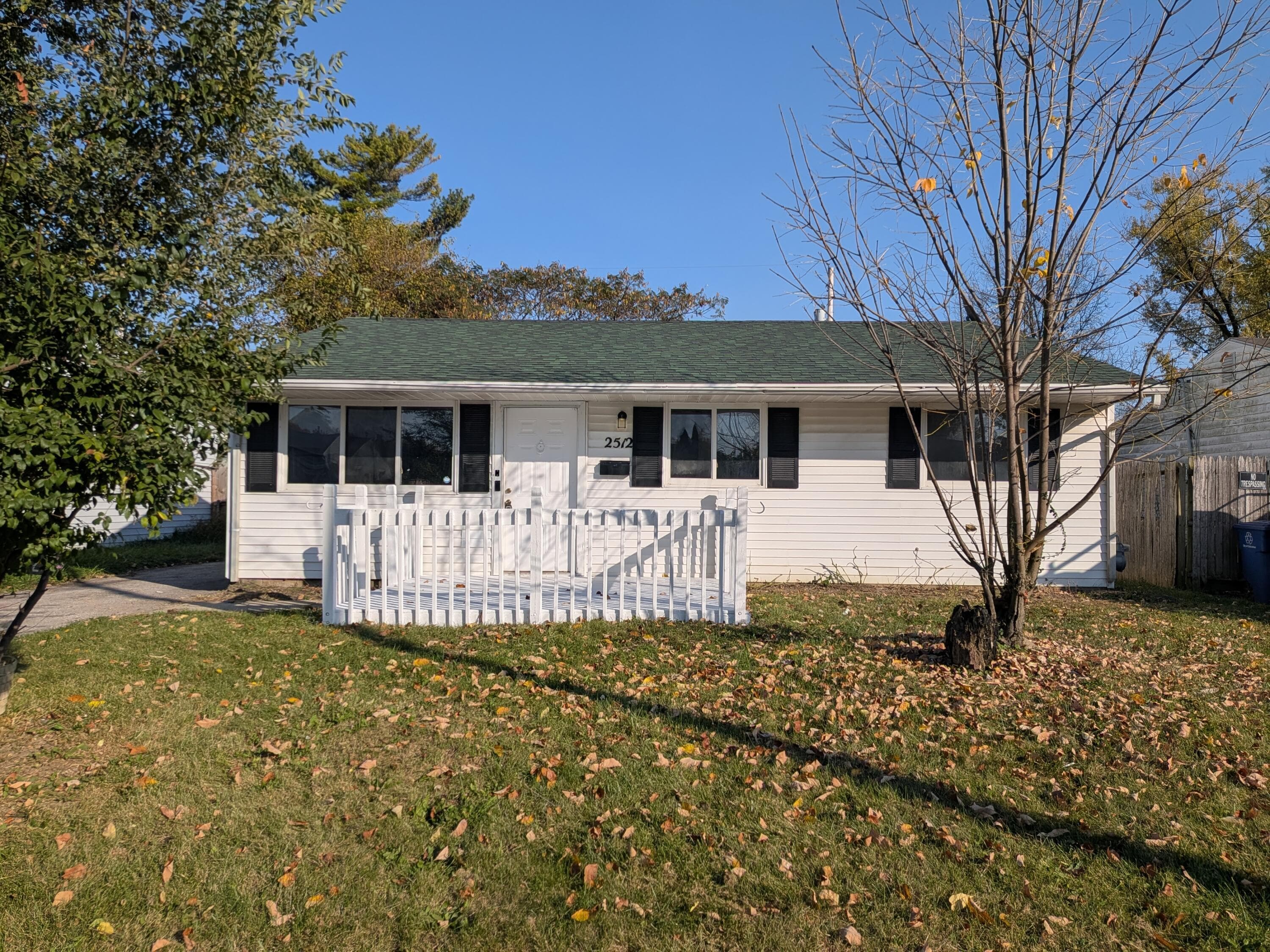 2512 Kitchner Drive — photo 1 of 15
