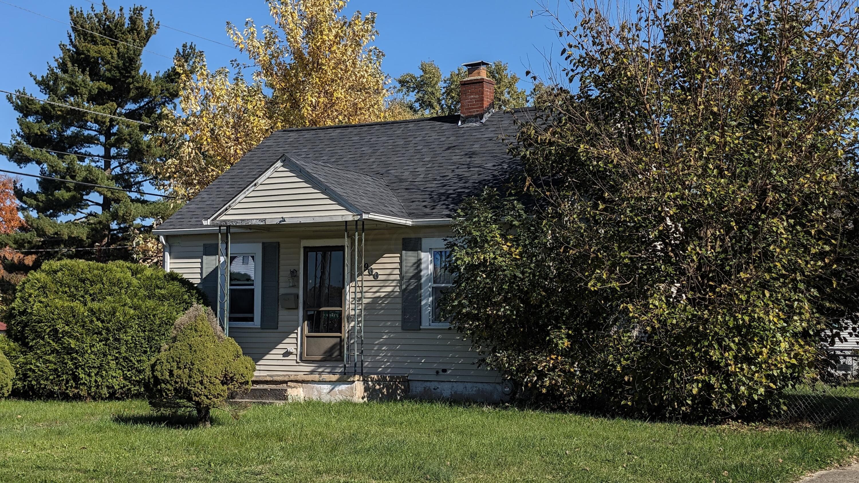 900 3rd Street — photo 1 of 6