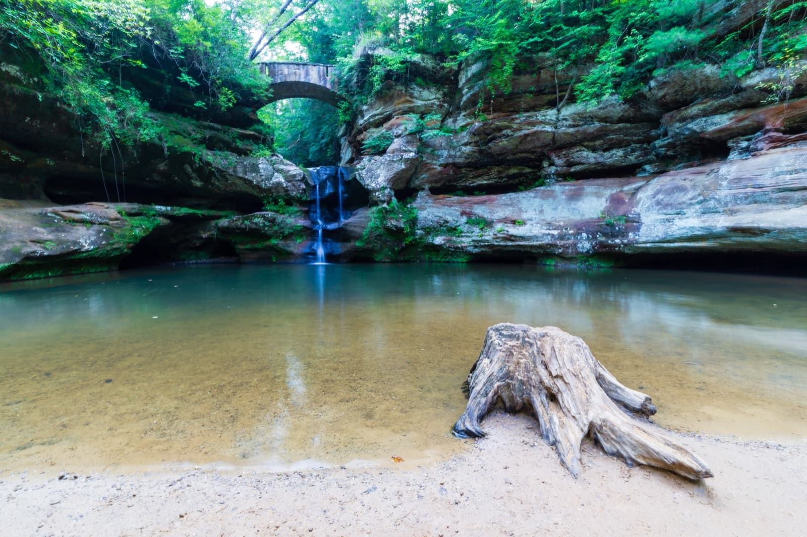 A real street scene in Hocking Hills, Ohio