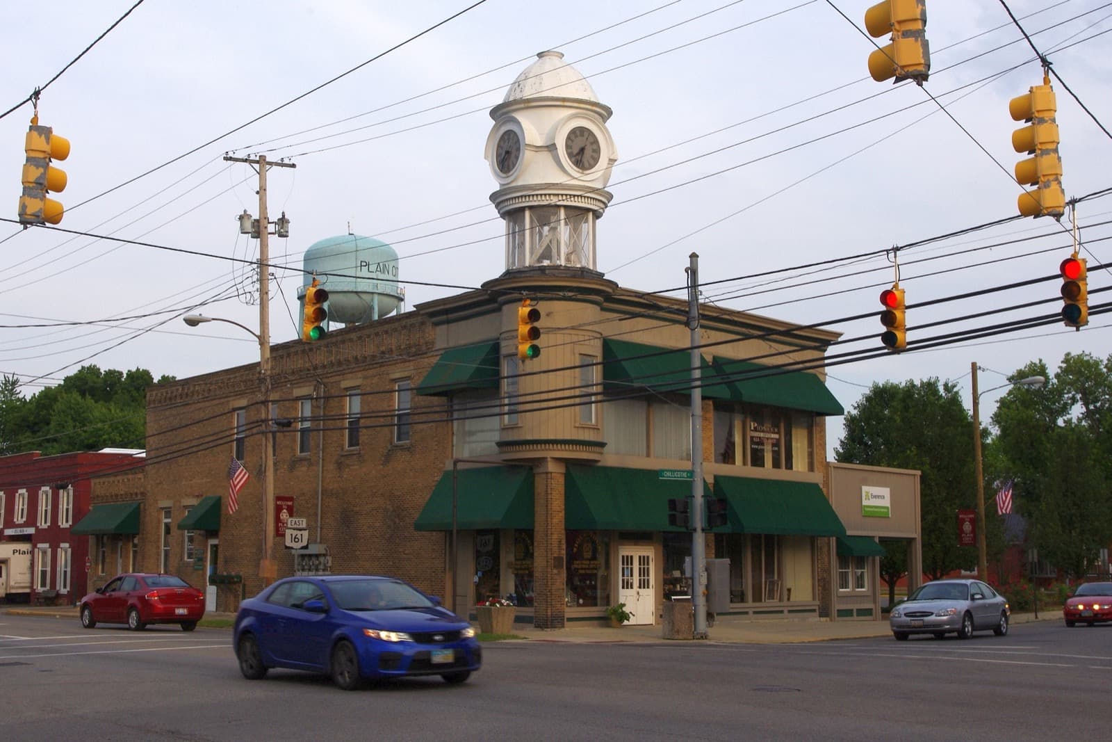 A real street scene in Plain City, Ohio