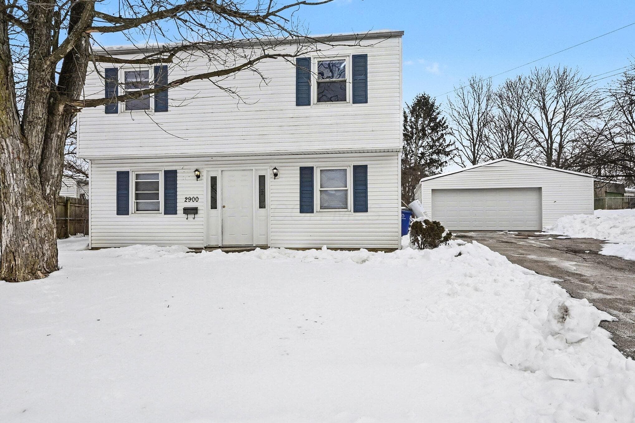2900 Gentry Lane — photo 1 of 16