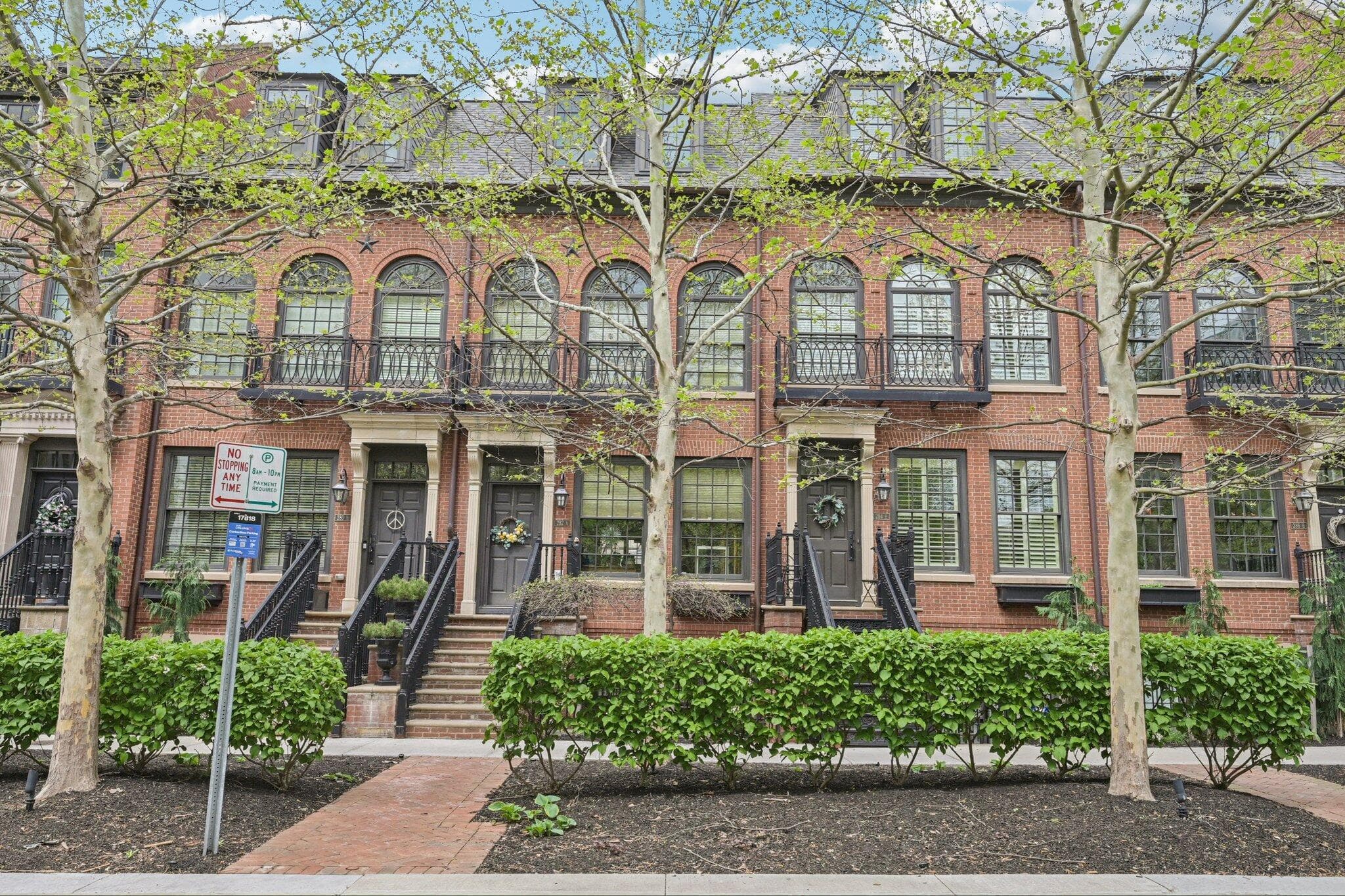 282 Gay Street — photo 1 of 42