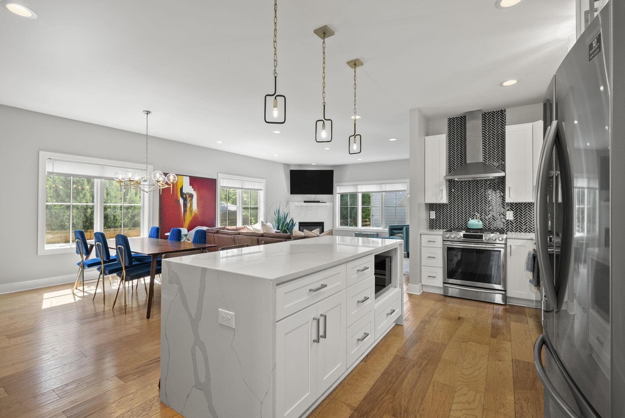 291 Greenwood Avenue — photo 1 of 51