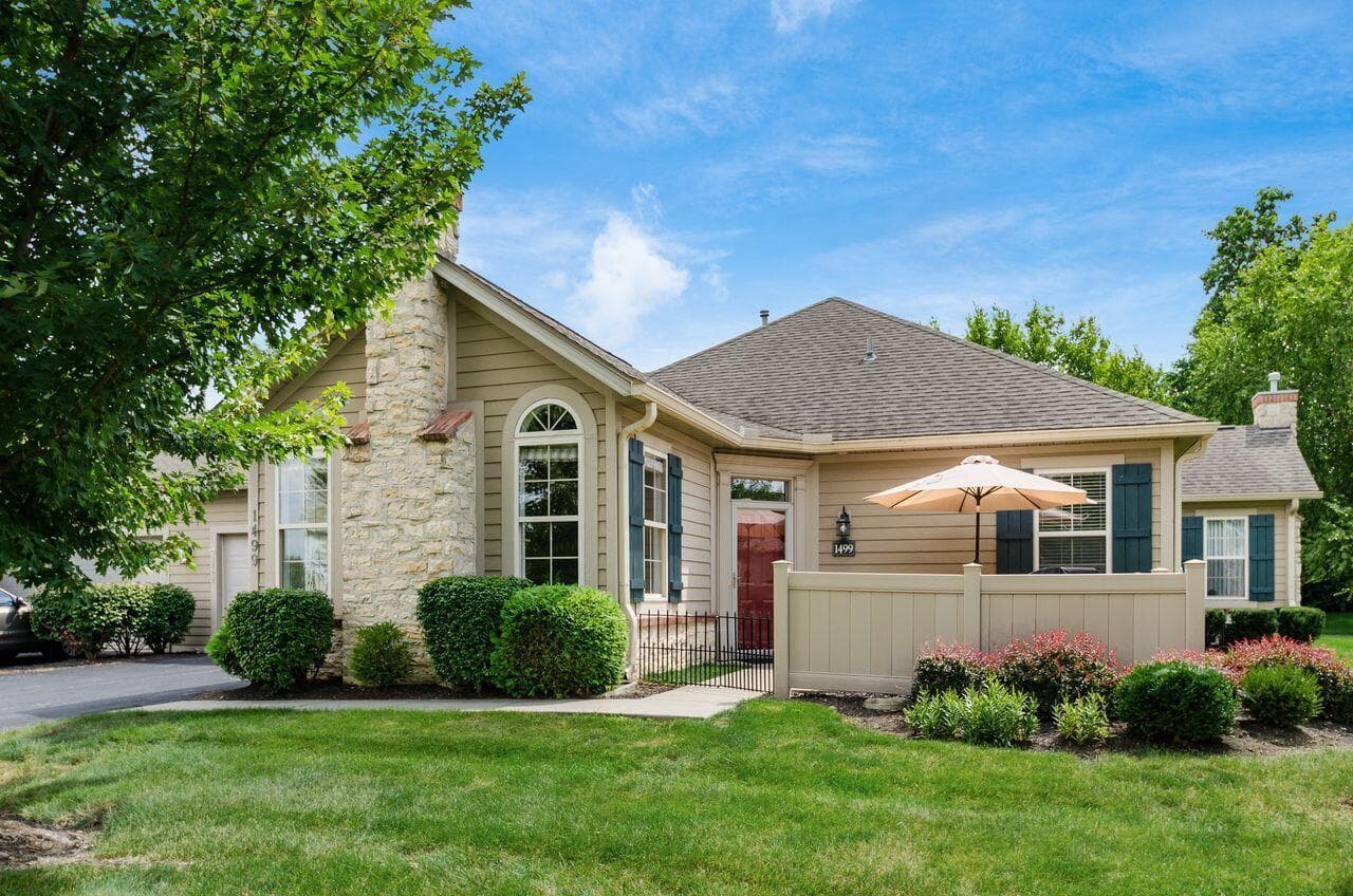 1499 Cascade Drive — photo 1 of 40