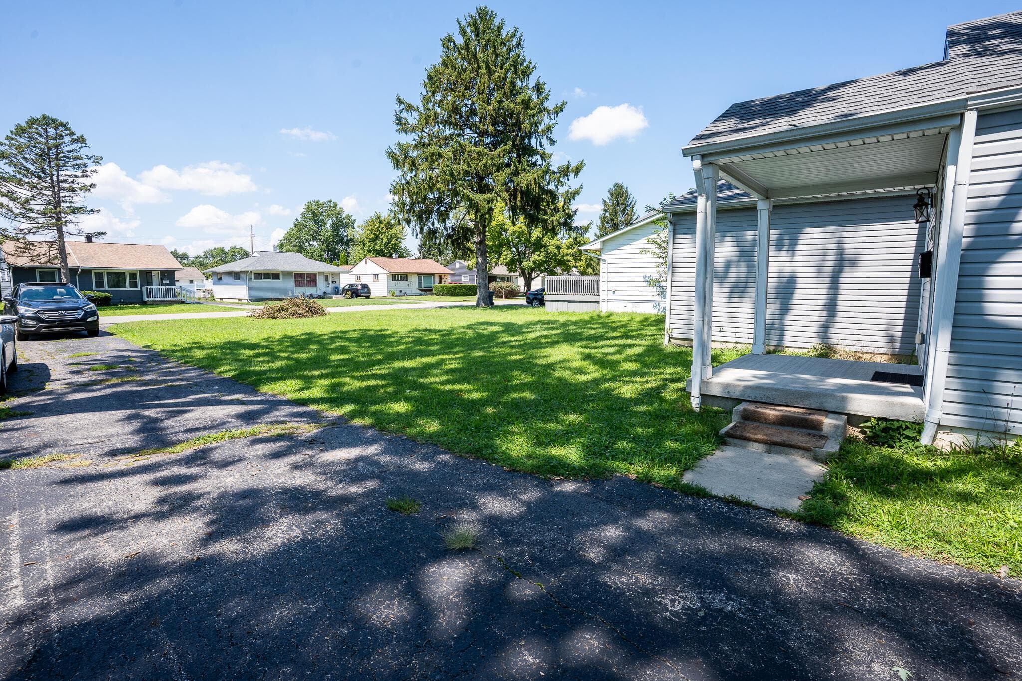 746 Pierce Avenue — photo 1 of 21