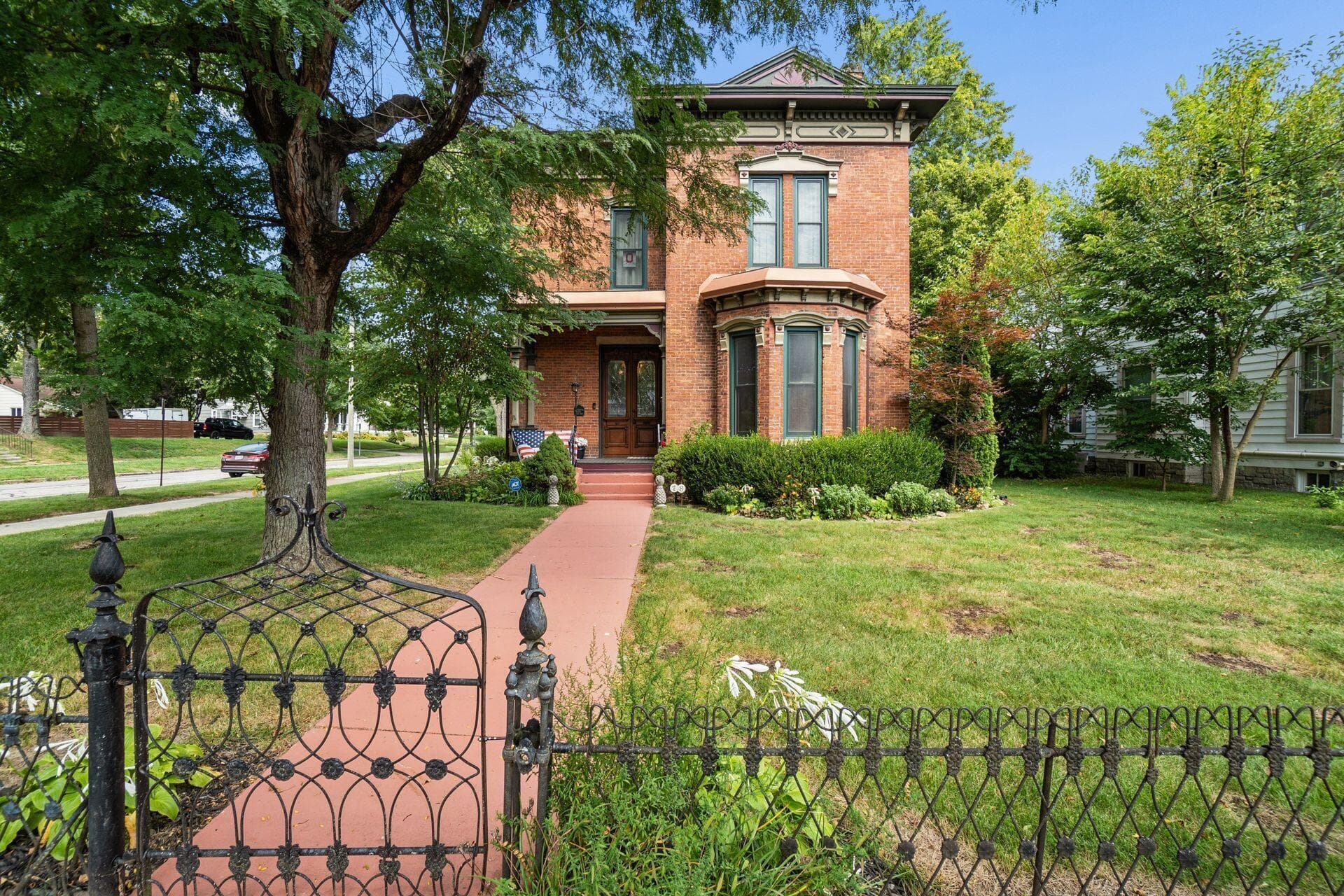 78 Lincoln Avenue — photo 1 of 67
