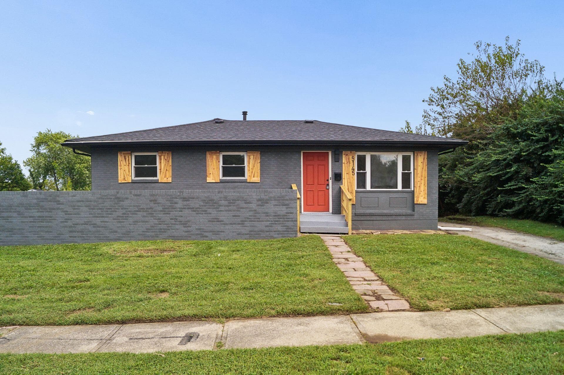 5145 Fullerton Drive — photo 1 of 41