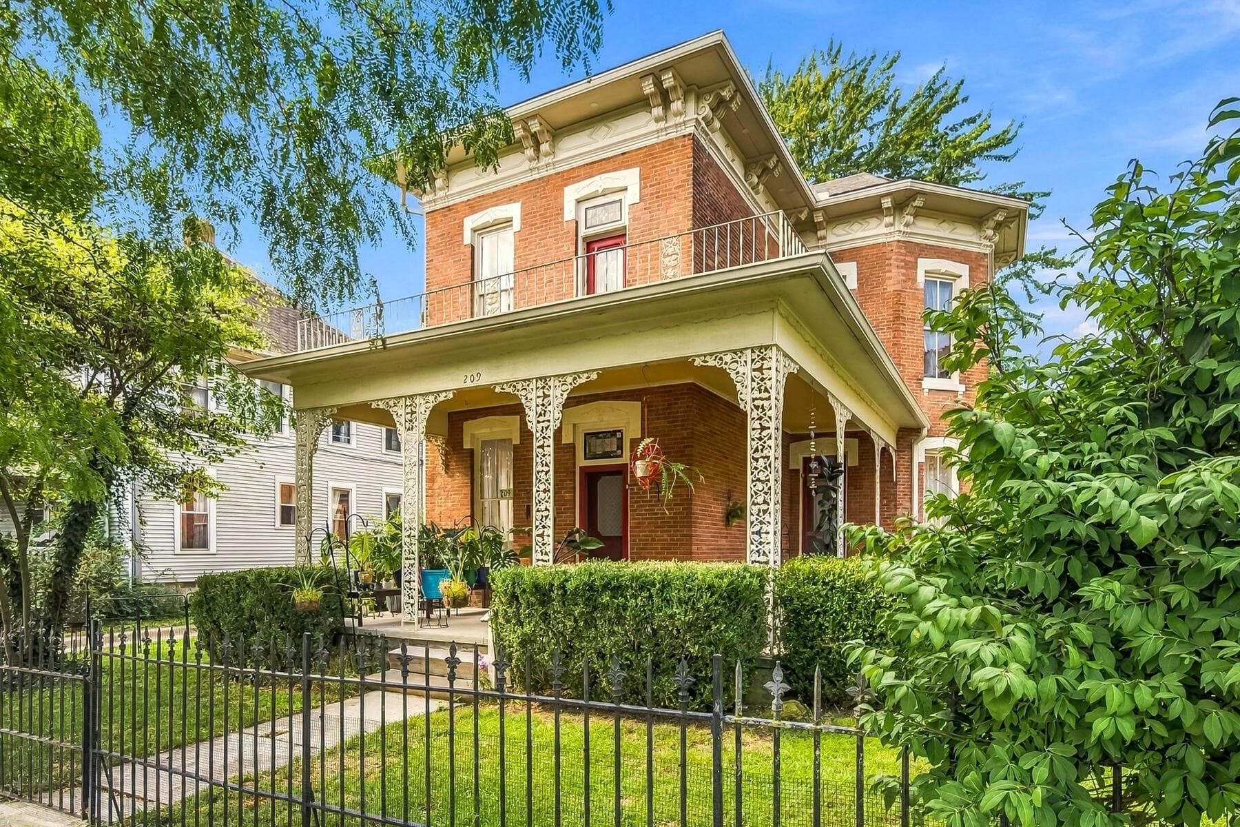 209 Main Street — photo 1 of 67