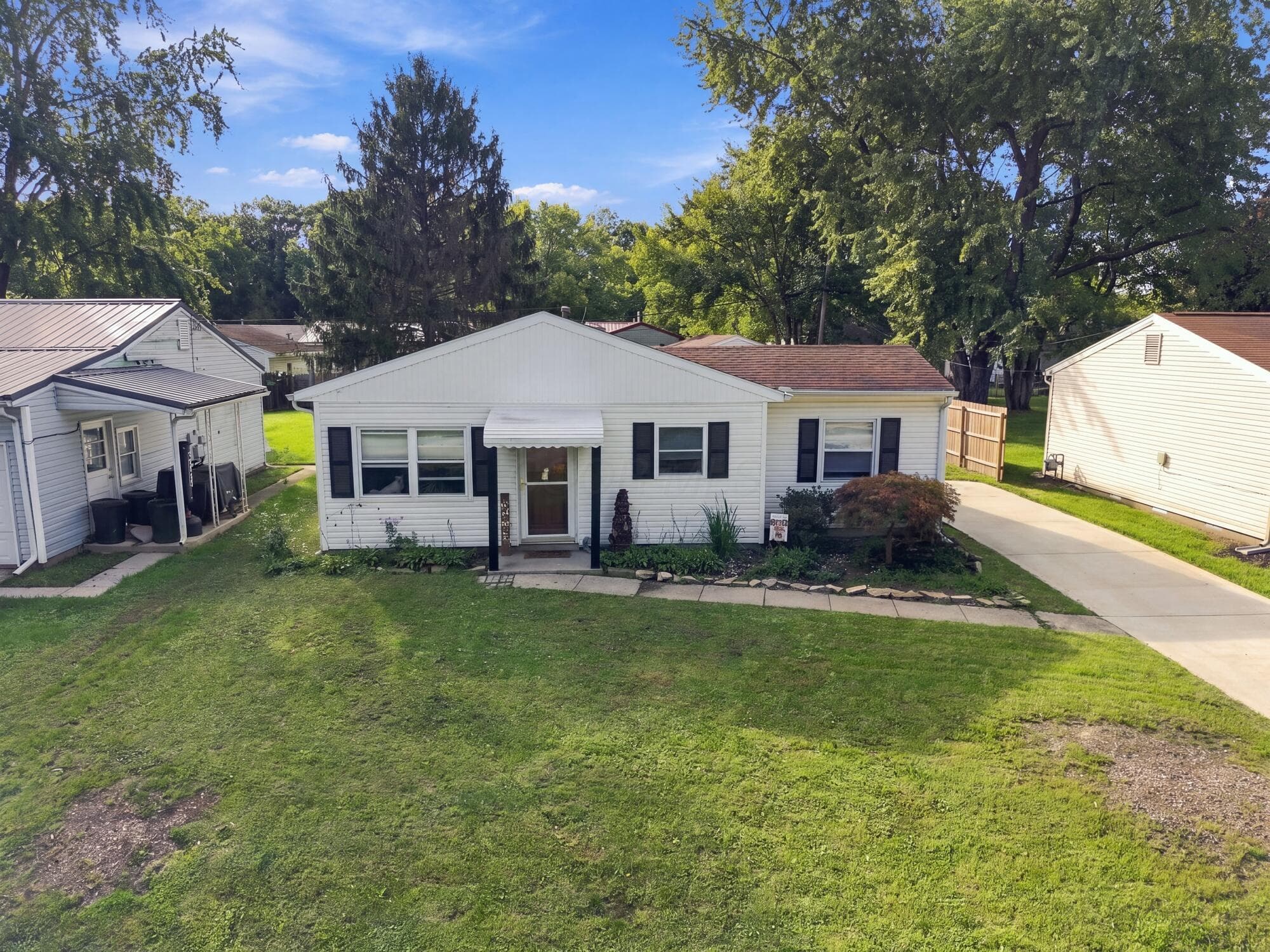 1125 Martinique Drive — photo 1 of 15