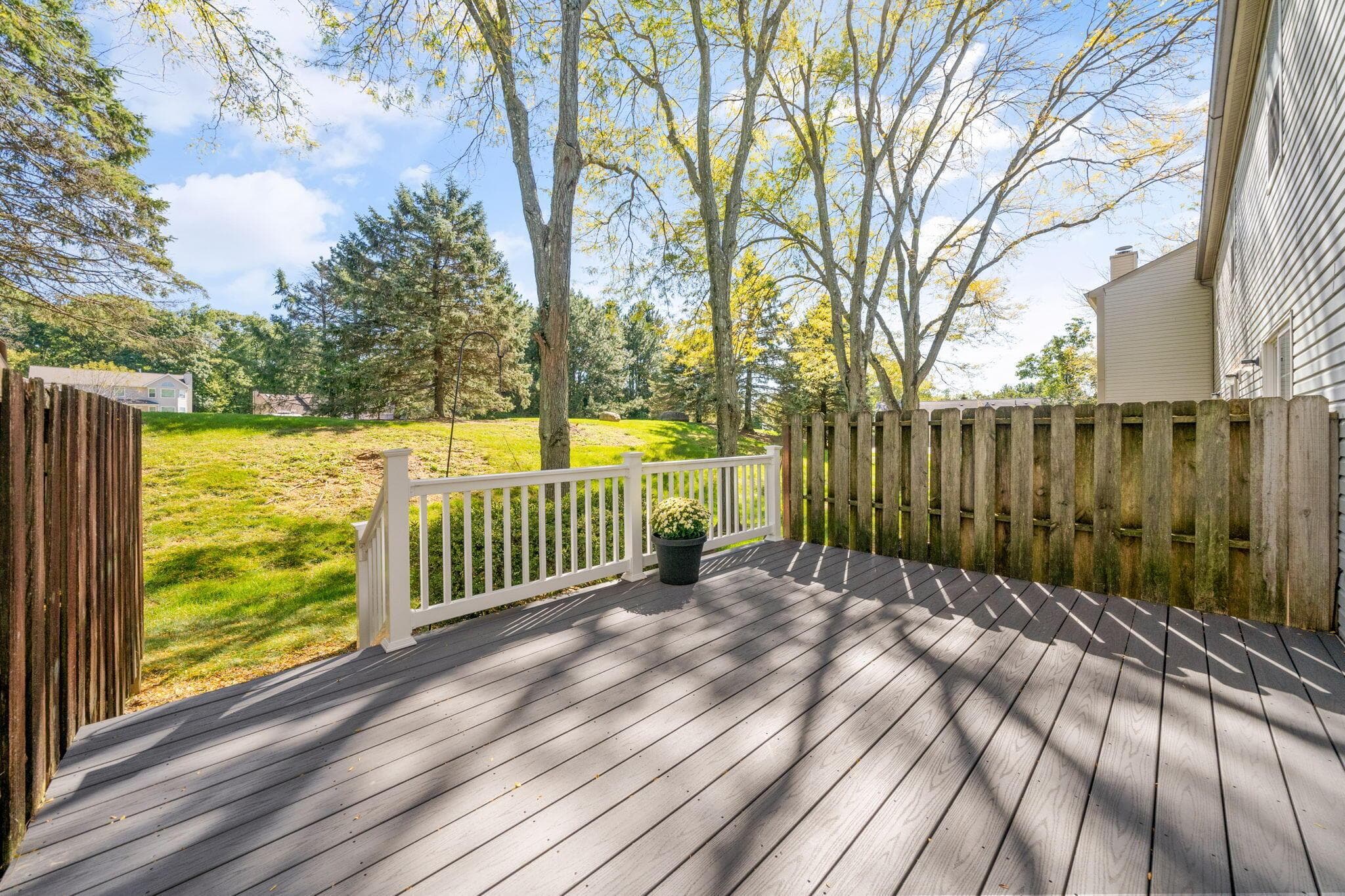 190 Glenkirk Drive — photo 1 of 33